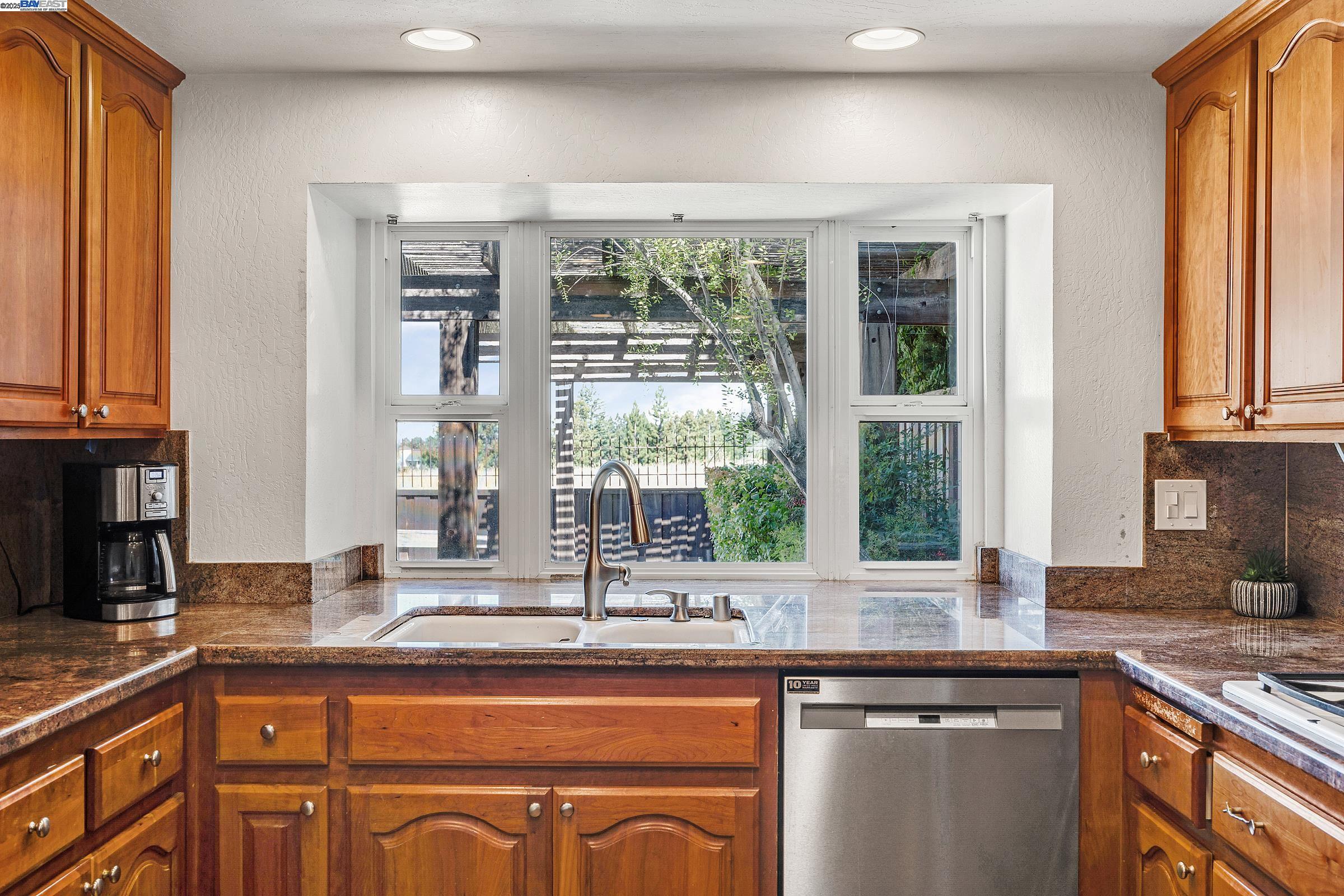 48 Tennis Club Dr, Danville, California 94506, 3 Bedrooms Bedrooms, 9 Rooms Rooms,2 BathroomsBathrooms,Residential,For Sale,48 Tennis Club Dr,41105302
