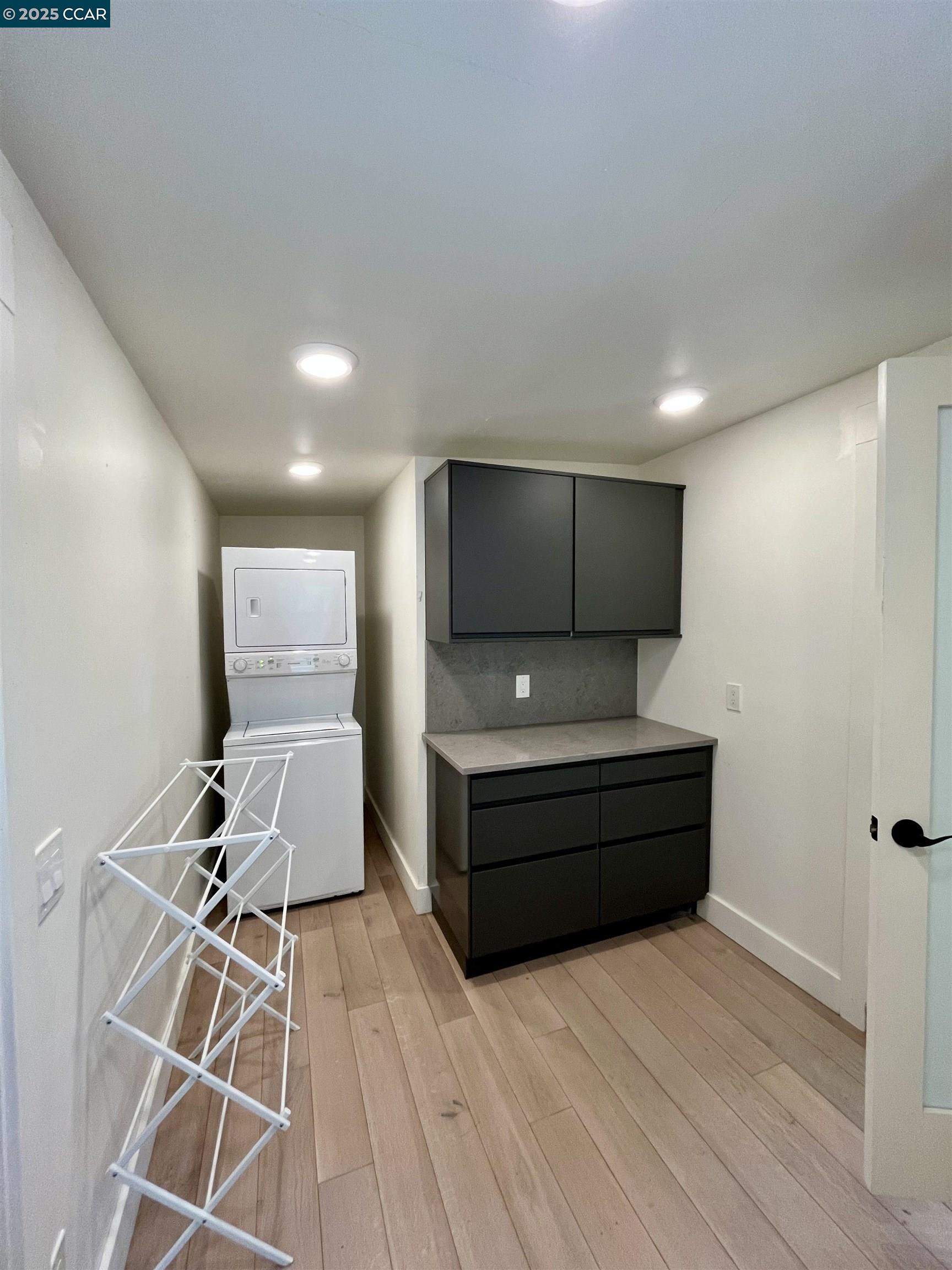 188 Pioneer Ave, Walnut Creek, California 94597, 1 Bedroom Bedrooms, 4 Rooms Rooms,1 BathroomBathrooms,Residential Lease,For Rent,188 Pioneer Ave,41105304