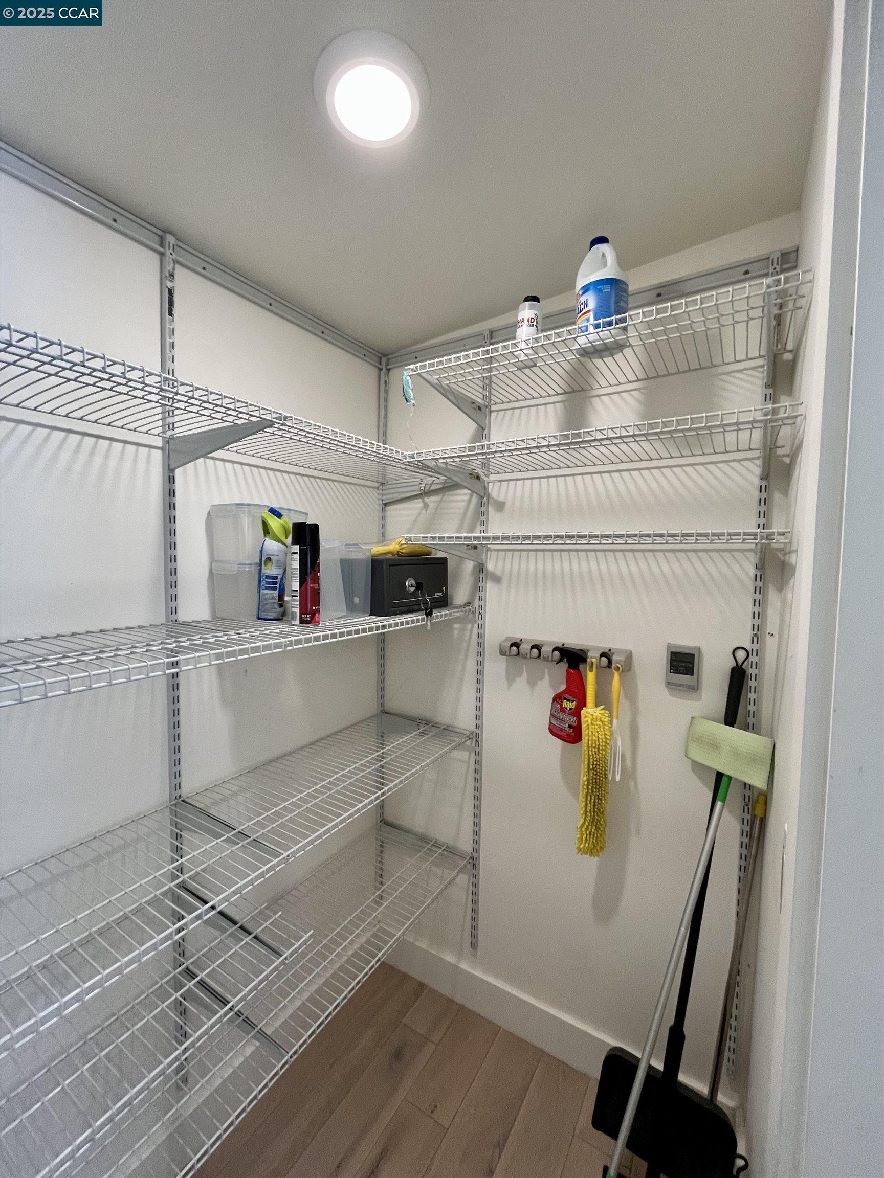 188 Pioneer Ave, Walnut Creek, California 94597, 1 Bedroom Bedrooms, 4 Rooms Rooms,1 BathroomBathrooms,Residential Lease,For Rent,188 Pioneer Ave,41105304