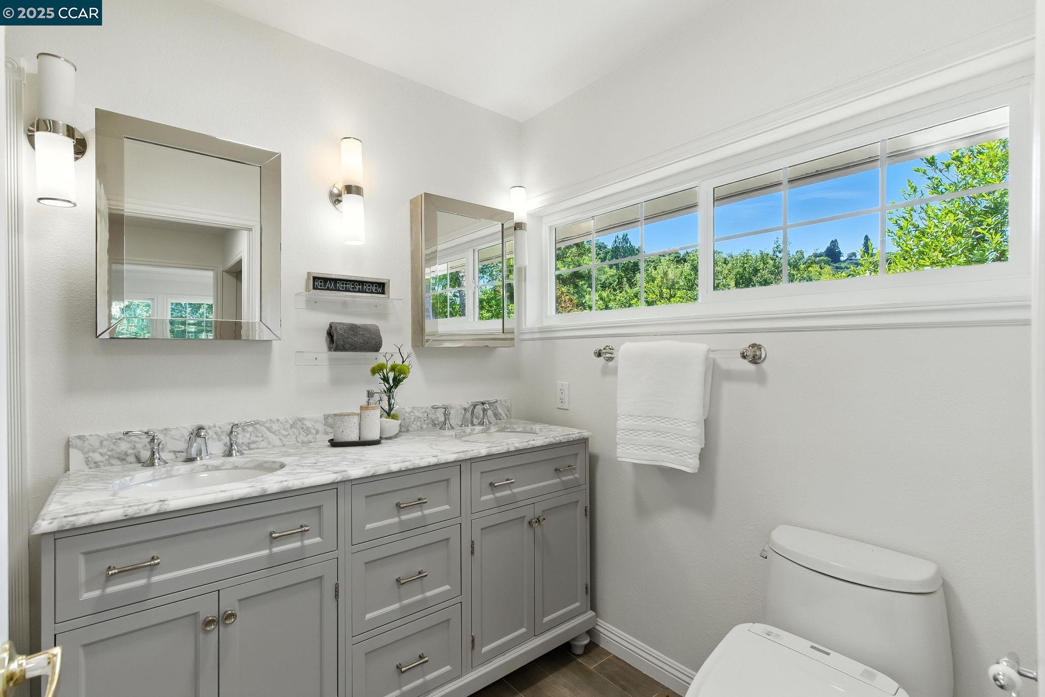 122 Stein Way, Orinda, California 94563, 3 Bedrooms Bedrooms, 6 Rooms Rooms,3 BathroomsBathrooms,Residential,For Sale,122 Stein Way,41105305