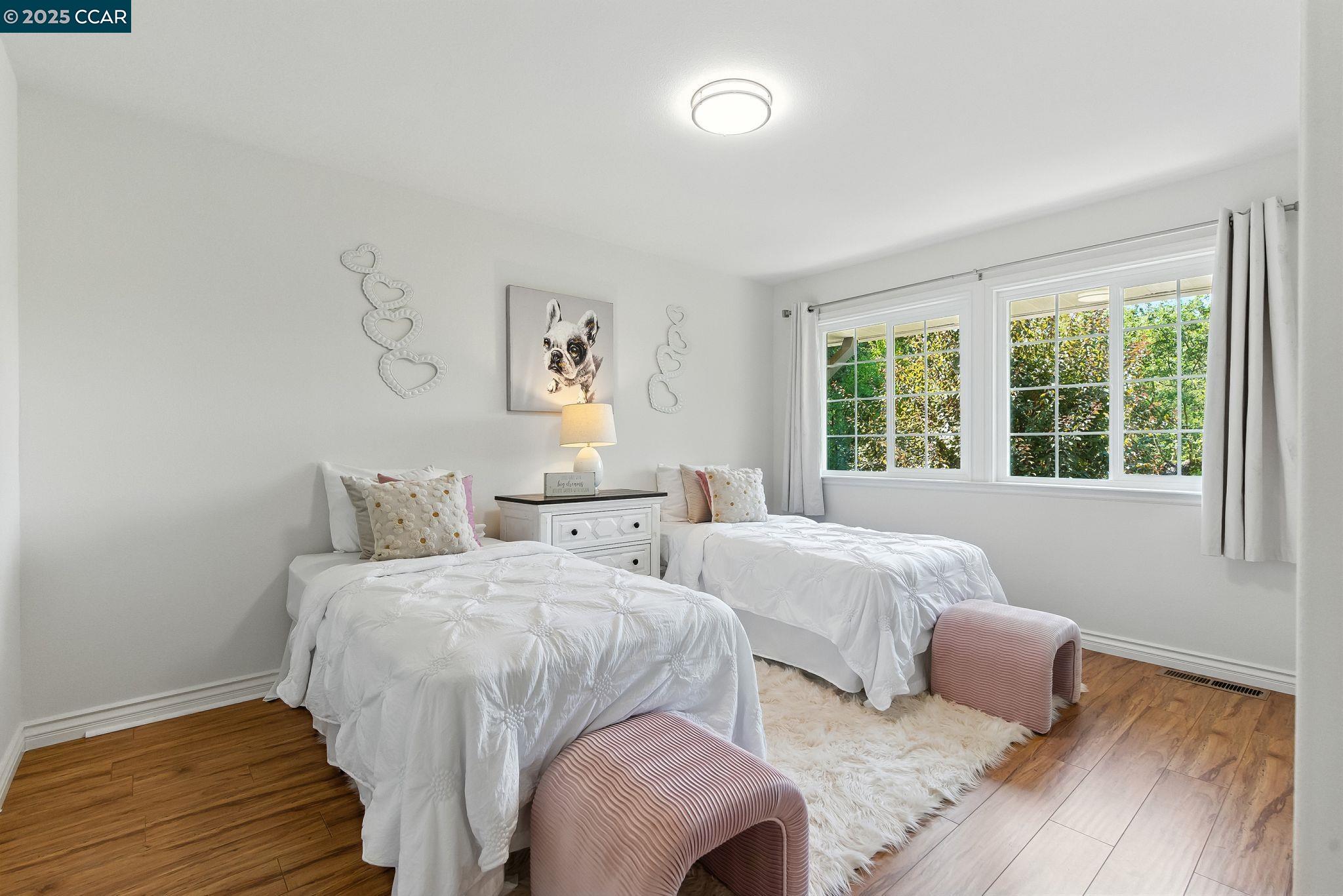 122 Stein Way, Orinda, California 94563, 3 Bedrooms Bedrooms, 6 Rooms Rooms,3 BathroomsBathrooms,Residential,For Sale,122 Stein Way,41105305