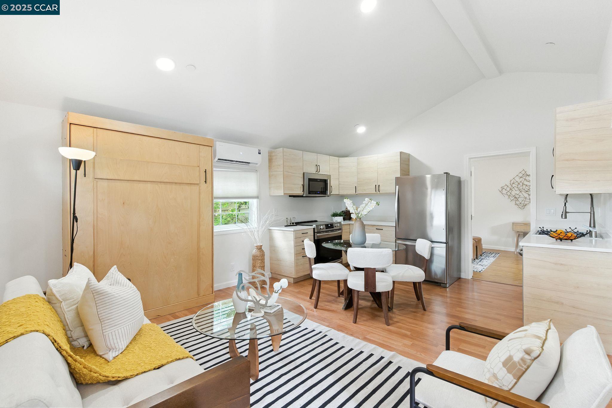 122 Stein Way, Orinda, California 94563, 3 Bedrooms Bedrooms, 6 Rooms Rooms,3 BathroomsBathrooms,Residential,For Sale,122 Stein Way,41105305
