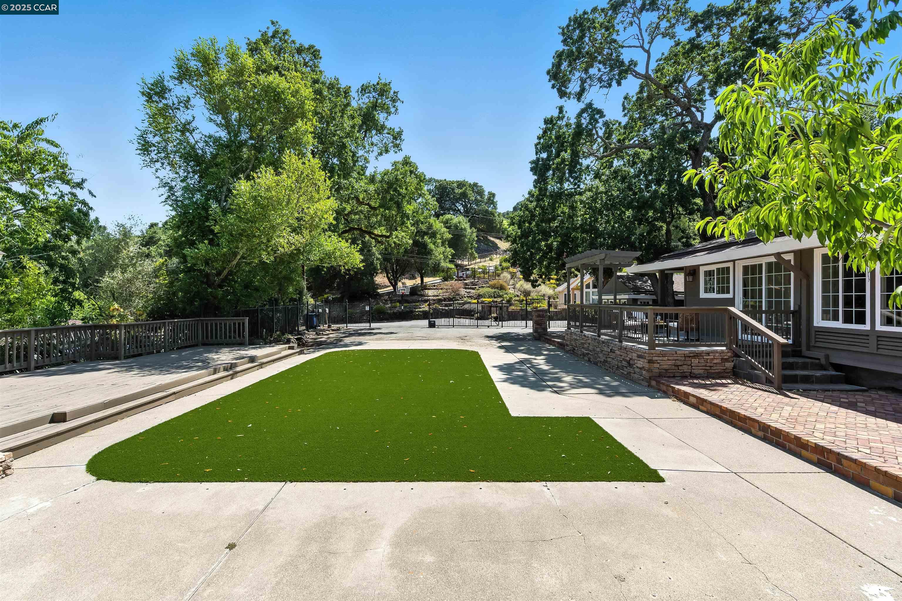 122 Stein Way, Orinda, California 94563, 3 Bedrooms Bedrooms, 6 Rooms Rooms,3 BathroomsBathrooms,Residential,For Sale,122 Stein Way,41105305