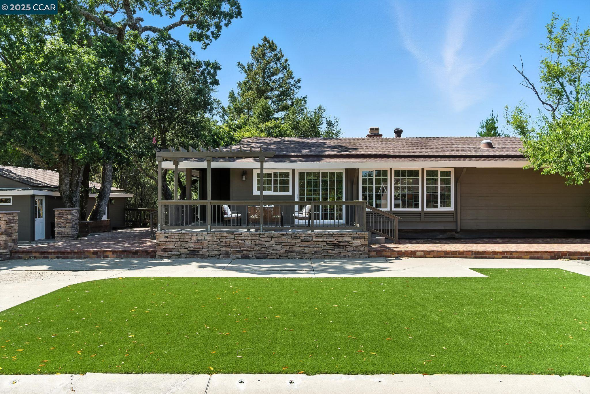 122 Stein Way, Orinda, California 94563, 3 Bedrooms Bedrooms, 6 Rooms Rooms,3 BathroomsBathrooms,Residential,For Sale,122 Stein Way,41105305