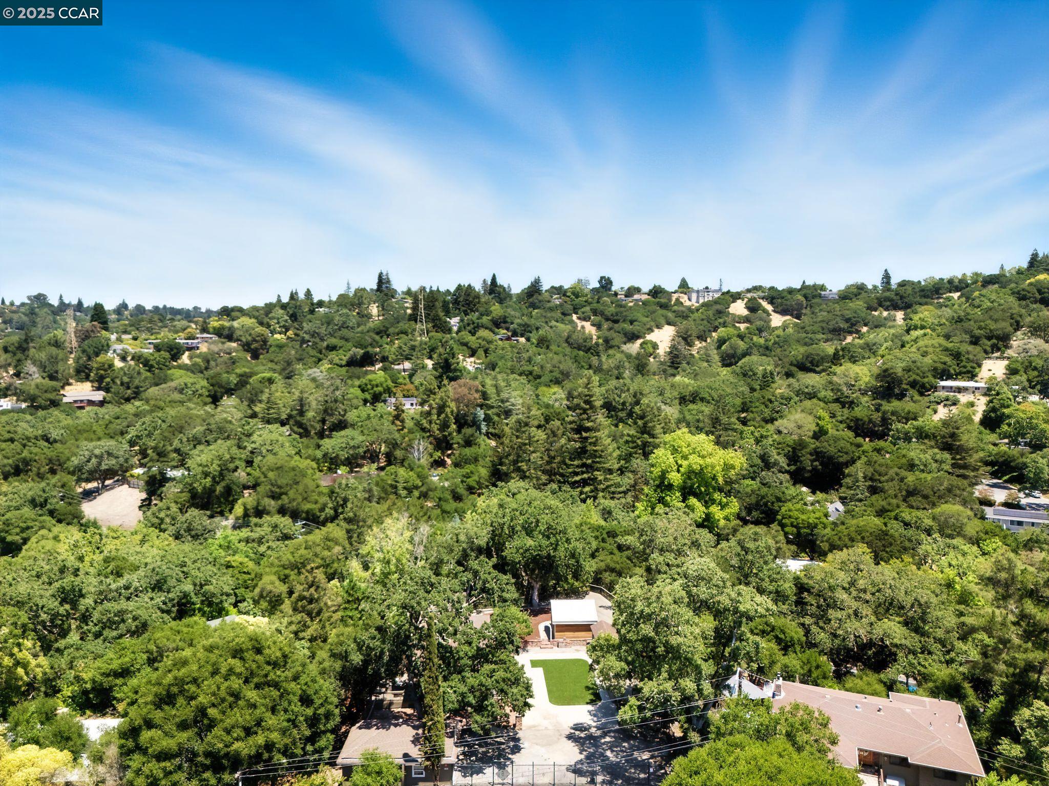122 Stein Way, Orinda, California 94563, 3 Bedrooms Bedrooms, 6 Rooms Rooms,3 BathroomsBathrooms,Residential,For Sale,122 Stein Way,41105305