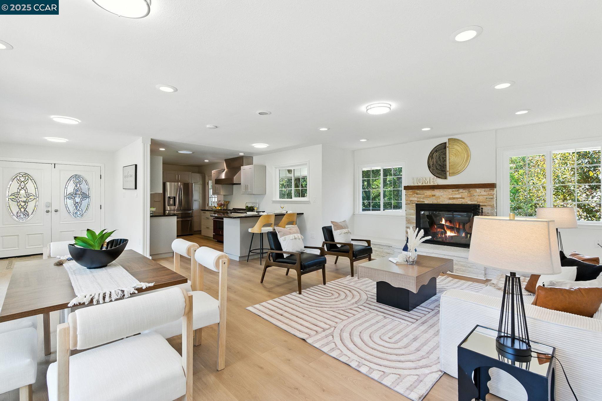 122 Stein Way, Orinda, California 94563, 3 Bedrooms Bedrooms, 6 Rooms Rooms,3 BathroomsBathrooms,Residential,For Sale,122 Stein Way,41105305