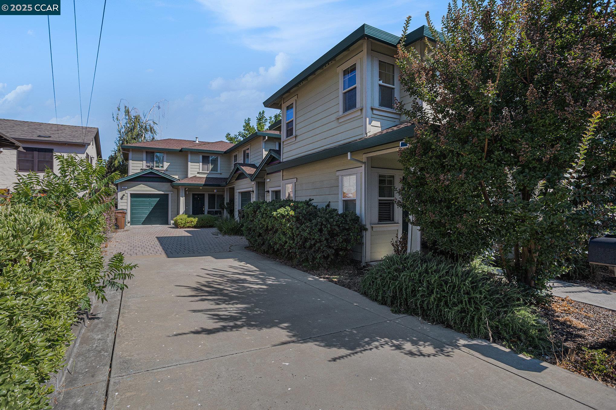 227 Main St, Martinez, California 94553, ,Residential Income,For Sale,227 Main St,41105306
