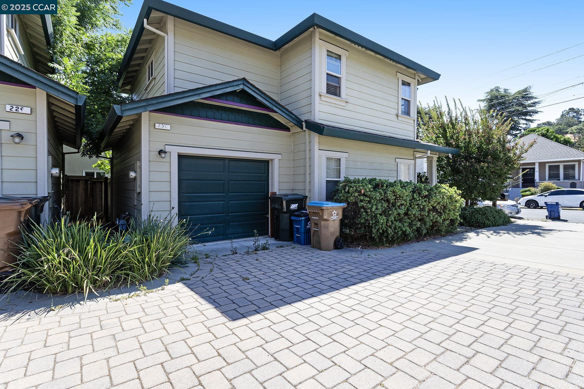 227 Main St, Martinez, California 94553, ,Residential Income,For Sale,227 Main St,41105306