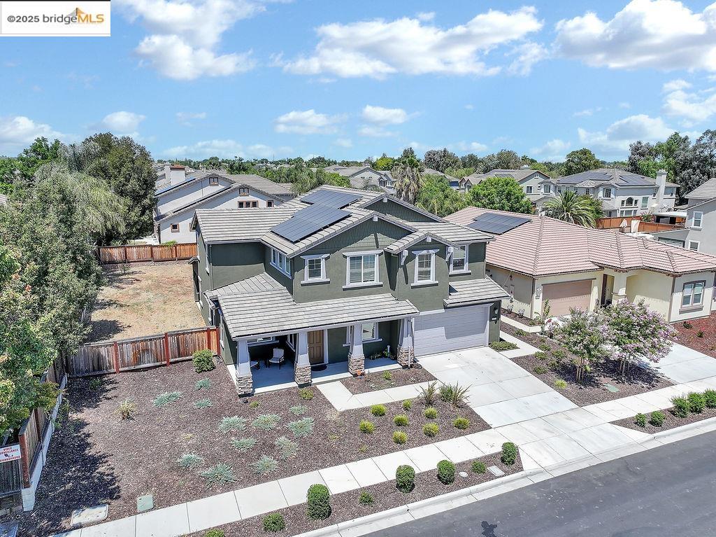 Detail Gallery Image 3 of 44 For 1051 Nighthawk Way, Brentwood,  CA 94513 - 5 Beds | 4/1 Baths