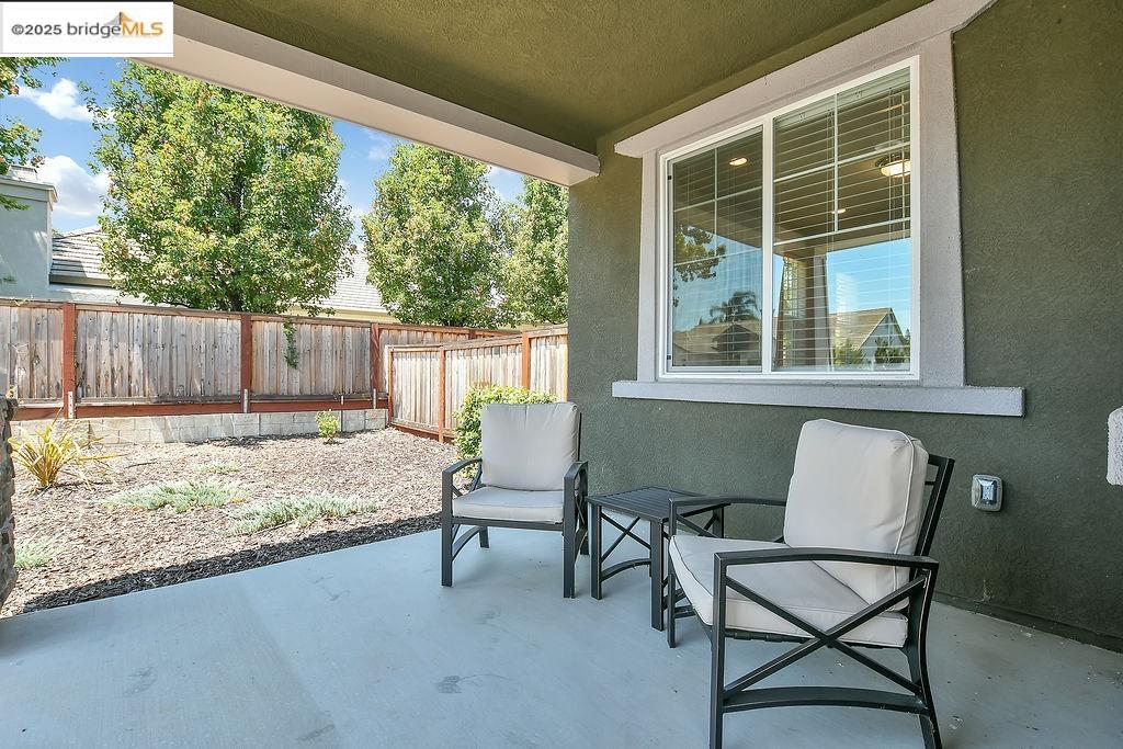 Detail Gallery Image 7 of 44 For 1051 Nighthawk Way, Brentwood,  CA 94513 - 5 Beds | 4/1 Baths
