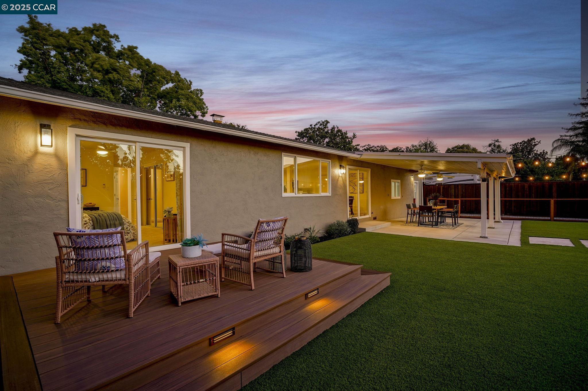 Detail Gallery Image 22 of 38 For 3937 Majestic Dr, Concord,  CA 94519-1213 - 3 Beds | 2 Baths