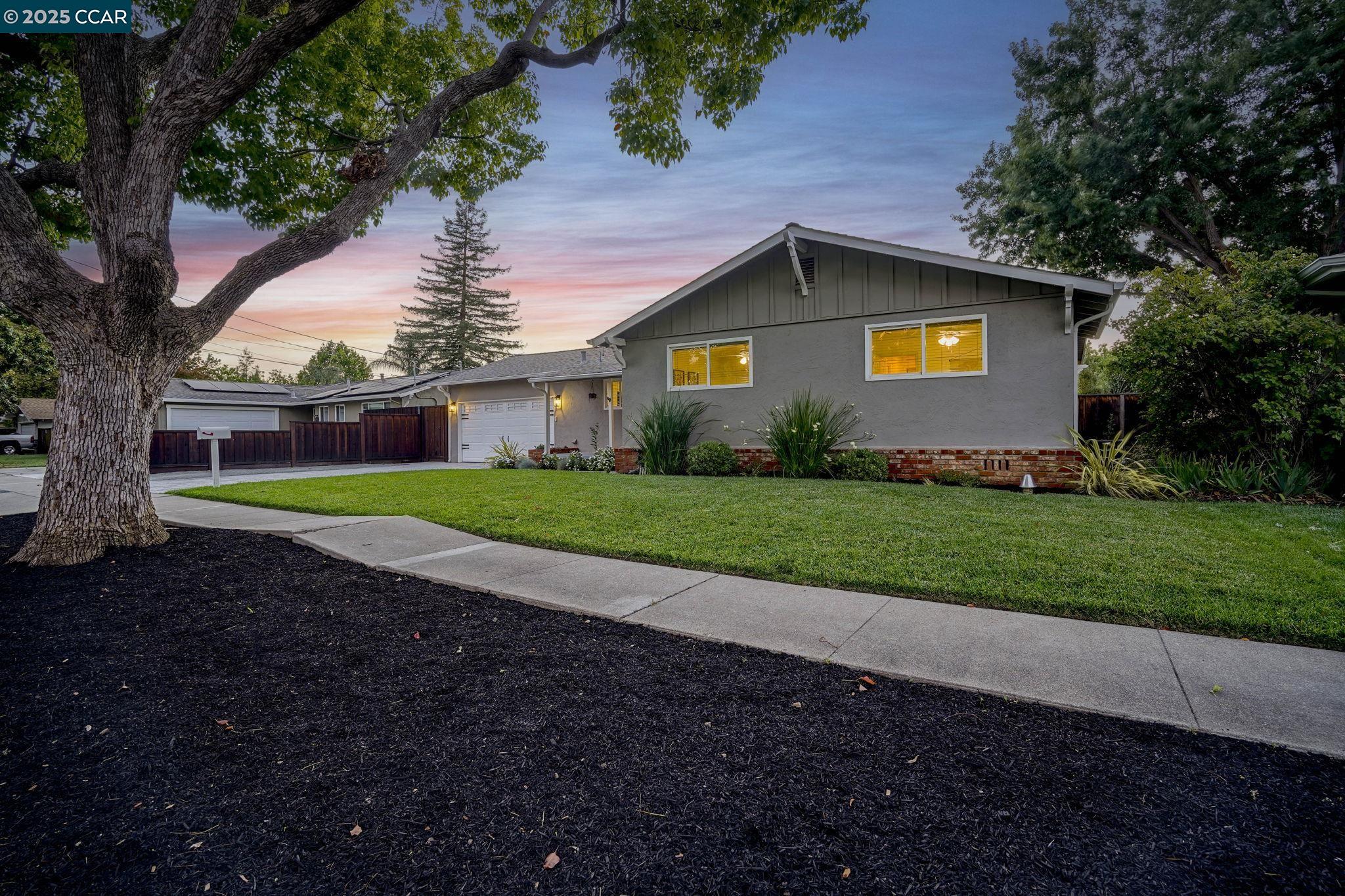 Detail Gallery Image 38 of 38 For 3937 Majestic Dr, Concord,  CA 94519-1213 - 3 Beds | 2 Baths