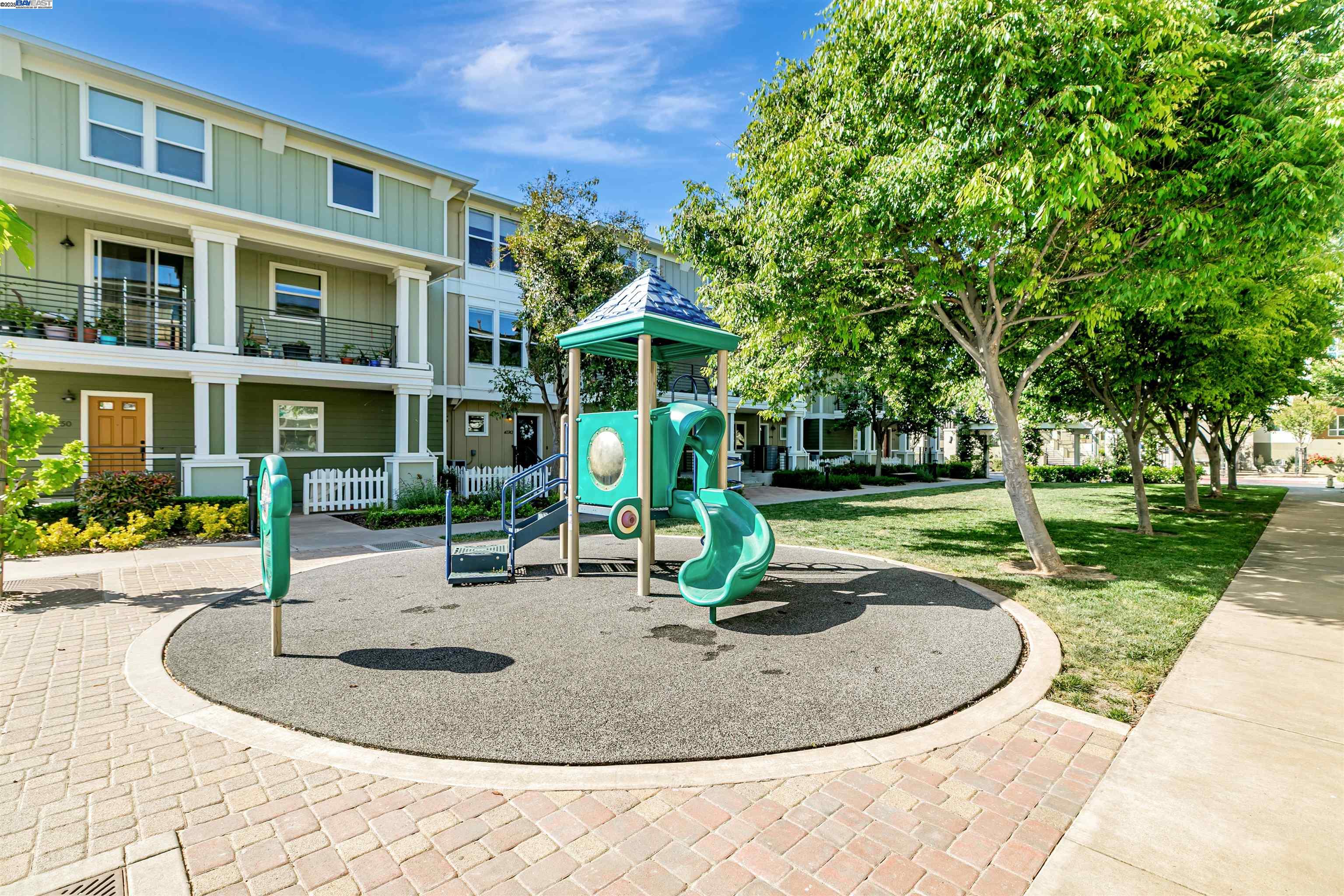 Detail Gallery Image 46 of 46 For 40733 Greystone Ter, Fremont,  CA 94538 - 4 Beds | 4 Baths