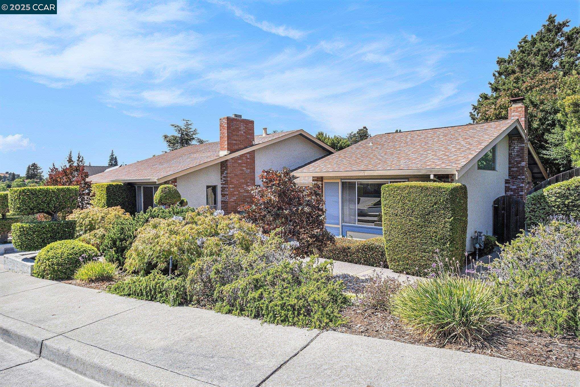 3323 Diablo Cir, Pinole, California 94564, 3 Bedrooms Bedrooms, 8 Rooms Rooms,2 BathroomsBathrooms,Residential,For Sale,3323 Diablo Cir,41105310