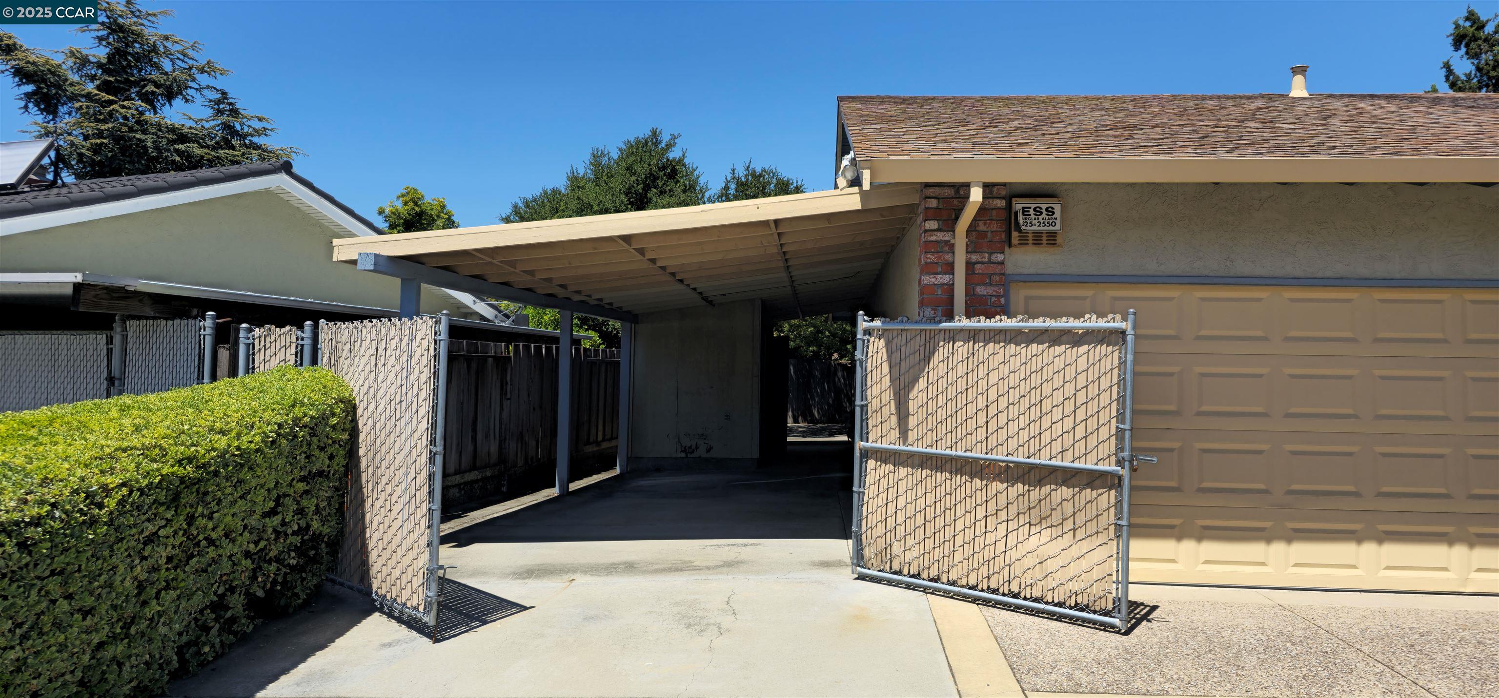 3323 Diablo Cir, Pinole, California 94564, 3 Bedrooms Bedrooms, 8 Rooms Rooms,2 BathroomsBathrooms,Residential,For Sale,3323 Diablo Cir,41105310