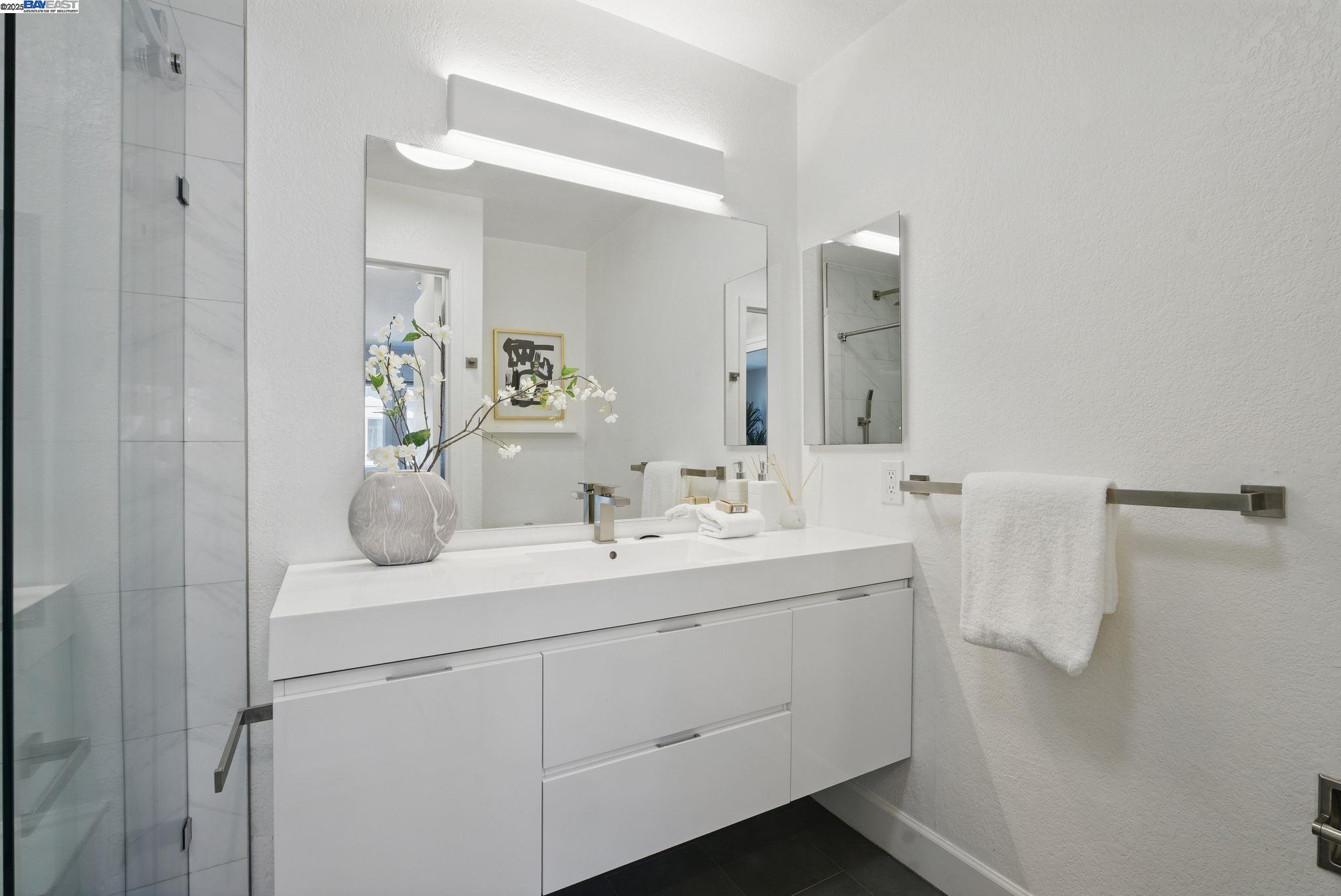 Detail Gallery Image 19 of 39 For 1246 Coyote Creek Pl, San Jose,  CA 95116 - 2 Beds | 2 Baths