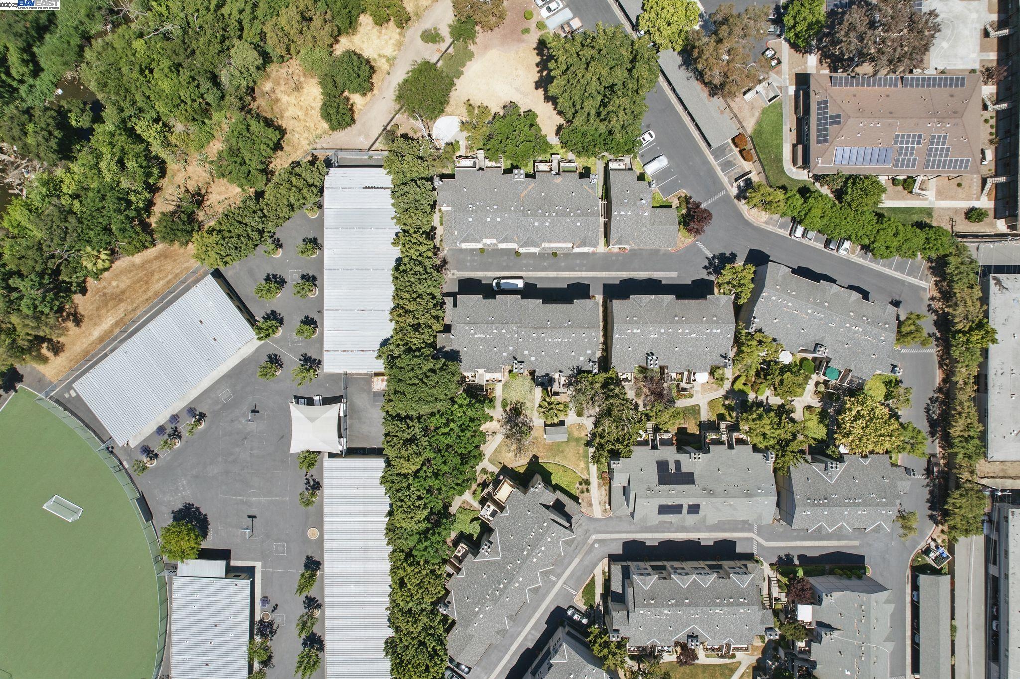 Detail Gallery Image 26 of 39 For 1246 Coyote Creek Pl, San Jose,  CA 95116 - 2 Beds | 2 Baths