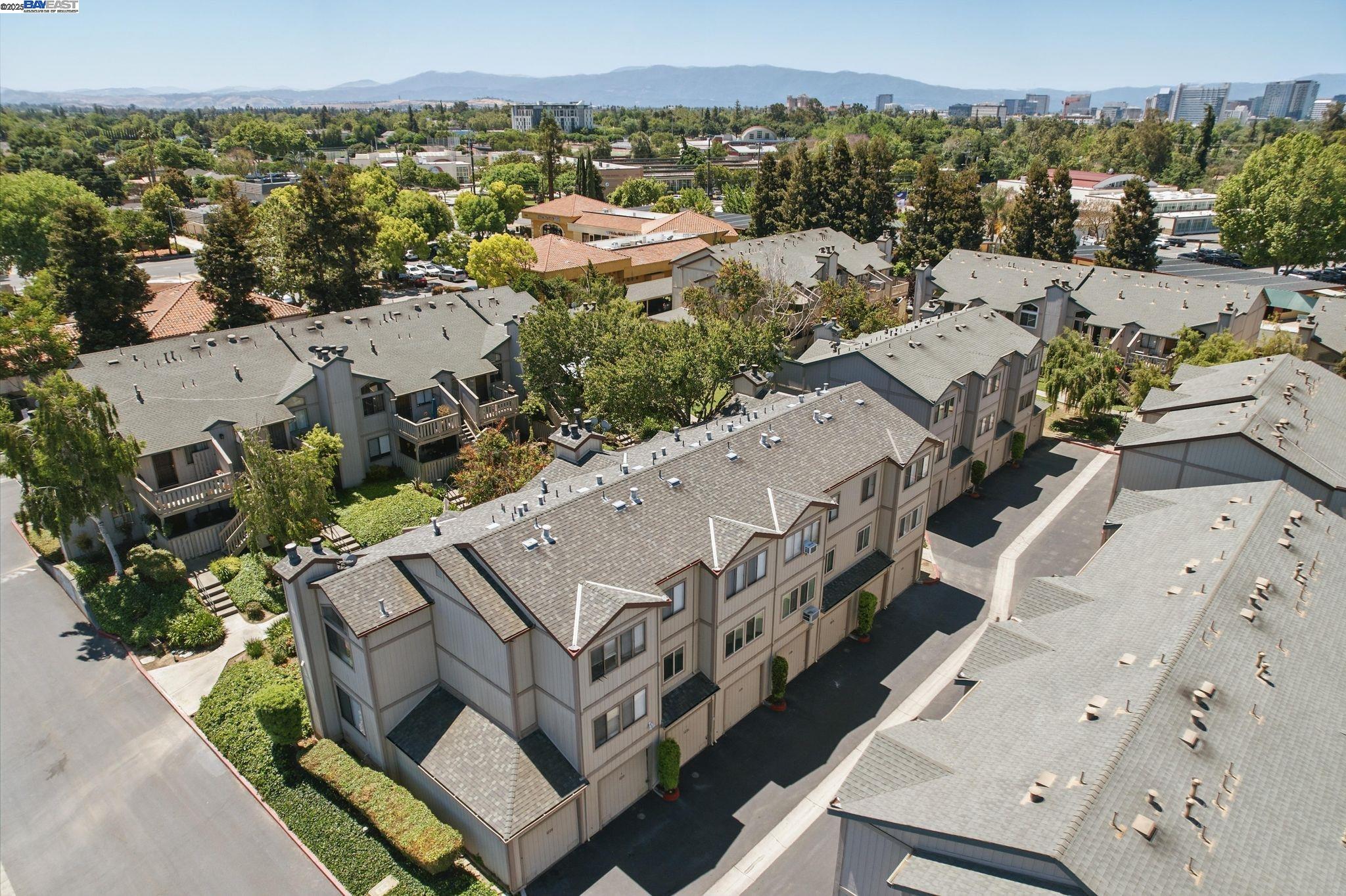 Detail Gallery Image 36 of 39 For 1246 Coyote Creek Pl, San Jose,  CA 95116 - 2 Beds | 2 Baths