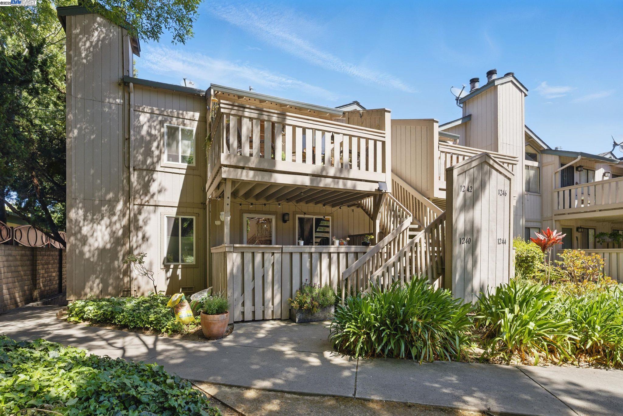Detail Gallery Image 38 of 39 For 1246 Coyote Creek Pl, San Jose,  CA 95116 - 2 Beds | 2 Baths