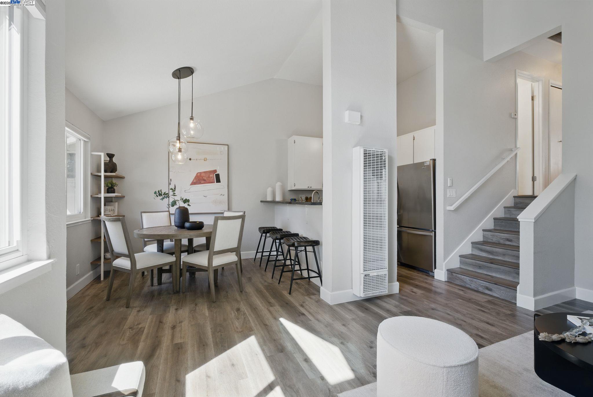 Detail Gallery Image 6 of 39 For 1246 Coyote Creek Pl, San Jose,  CA 95116 - 2 Beds | 2 Baths