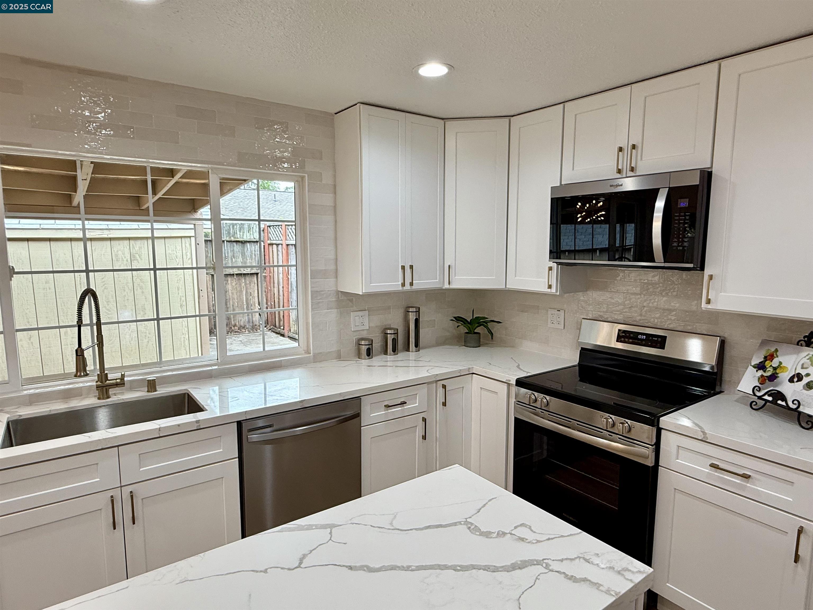 7833 Santa Barbara Drive, Rohnert Park, California 94928, 4 Bedrooms Bedrooms, 6 Rooms Rooms,2 BathroomsBathrooms,Residential,For Sale,7833 Santa Barbara Drive,41105316