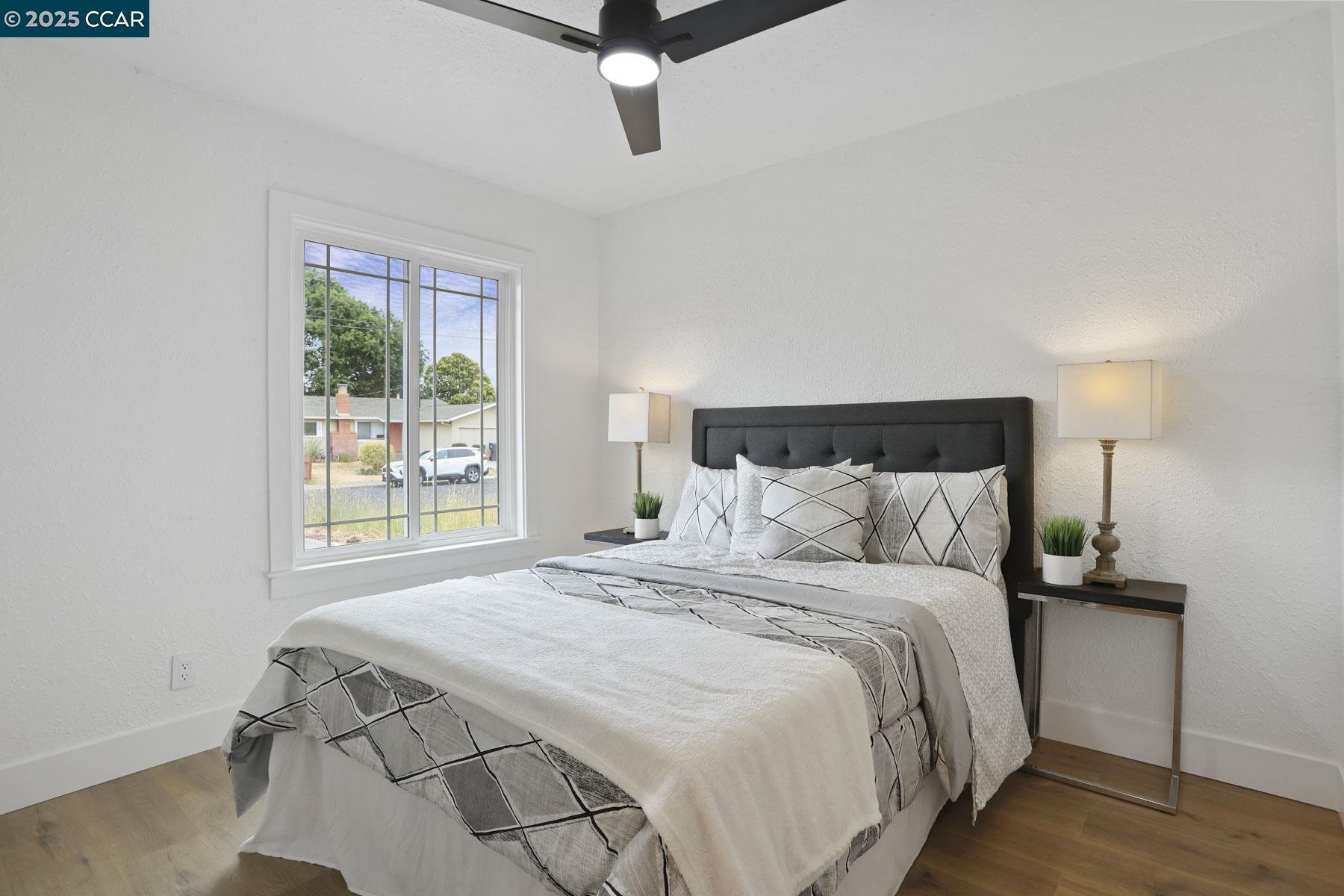 Detail Gallery Image 23 of 32 For 7833 Santa Barbara Drive, Rohnert Park,  CA 94928-4083 - 4 Beds | 2 Baths