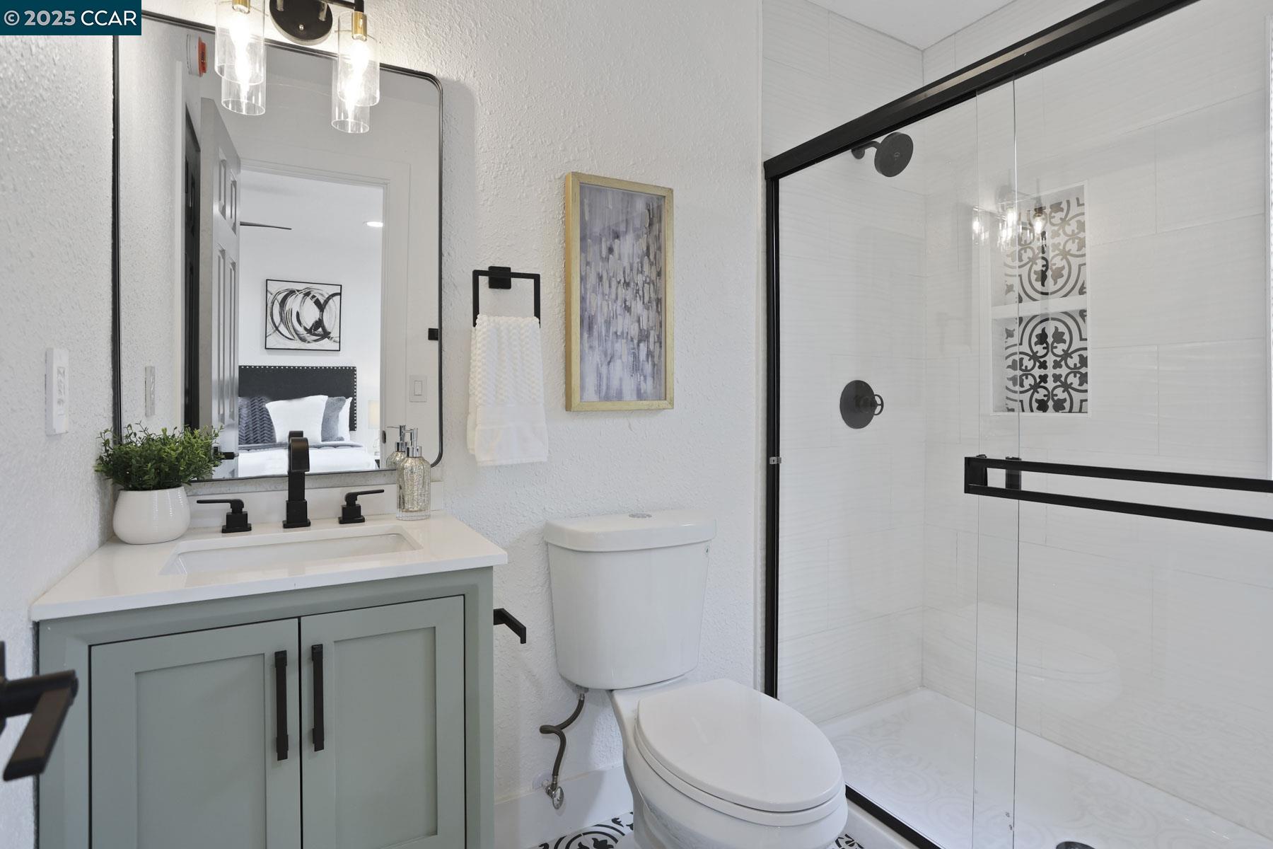 Detail Gallery Image 27 of 32 For 7833 Santa Barbara Drive, Rohnert Park,  CA 94928-4083 - 4 Beds | 2 Baths