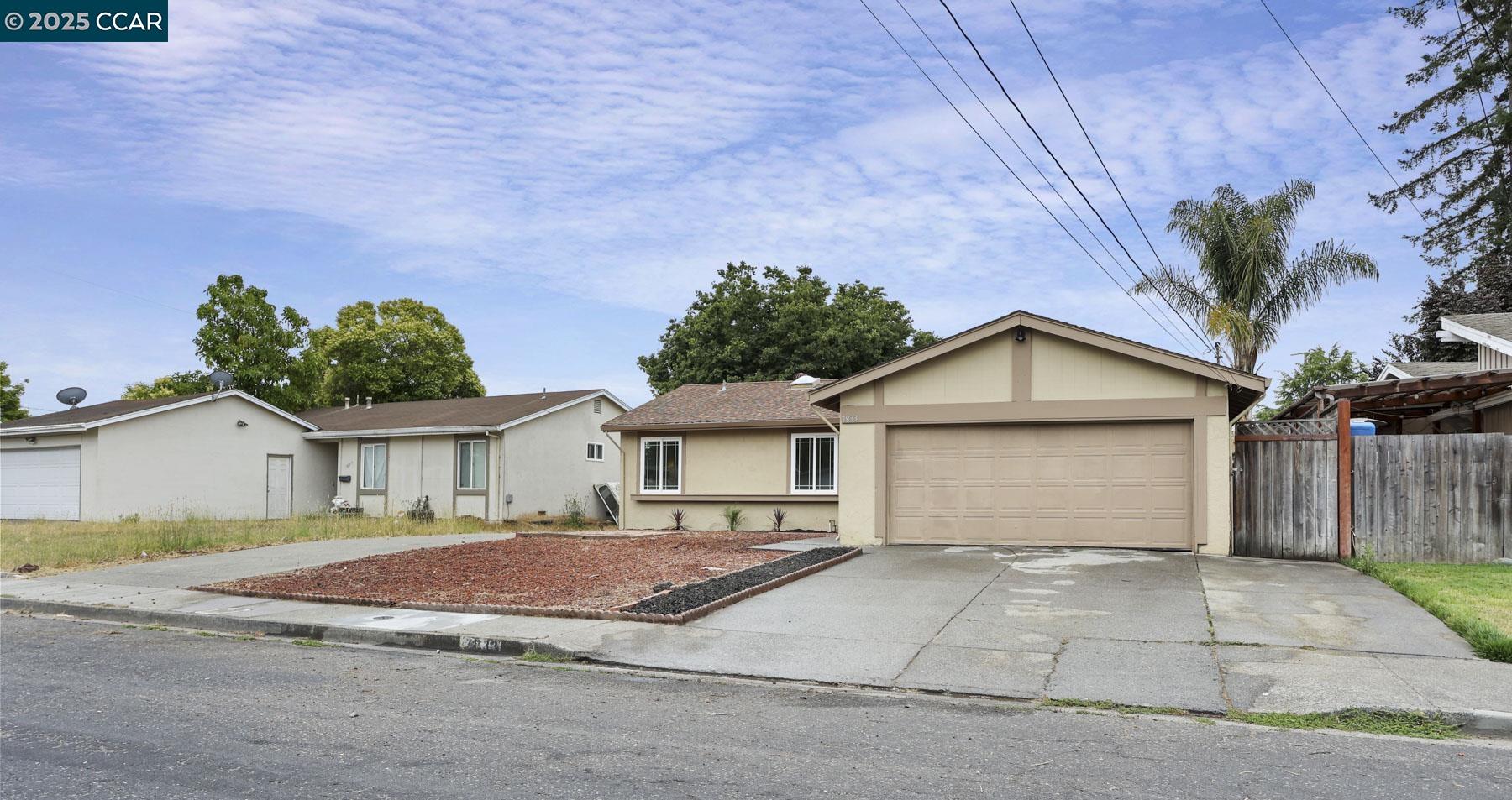 Detail Gallery Image 6 of 32 For 7833 Santa Barbara Drive, Rohnert Park,  CA 94928-4083 - 4 Beds | 2 Baths