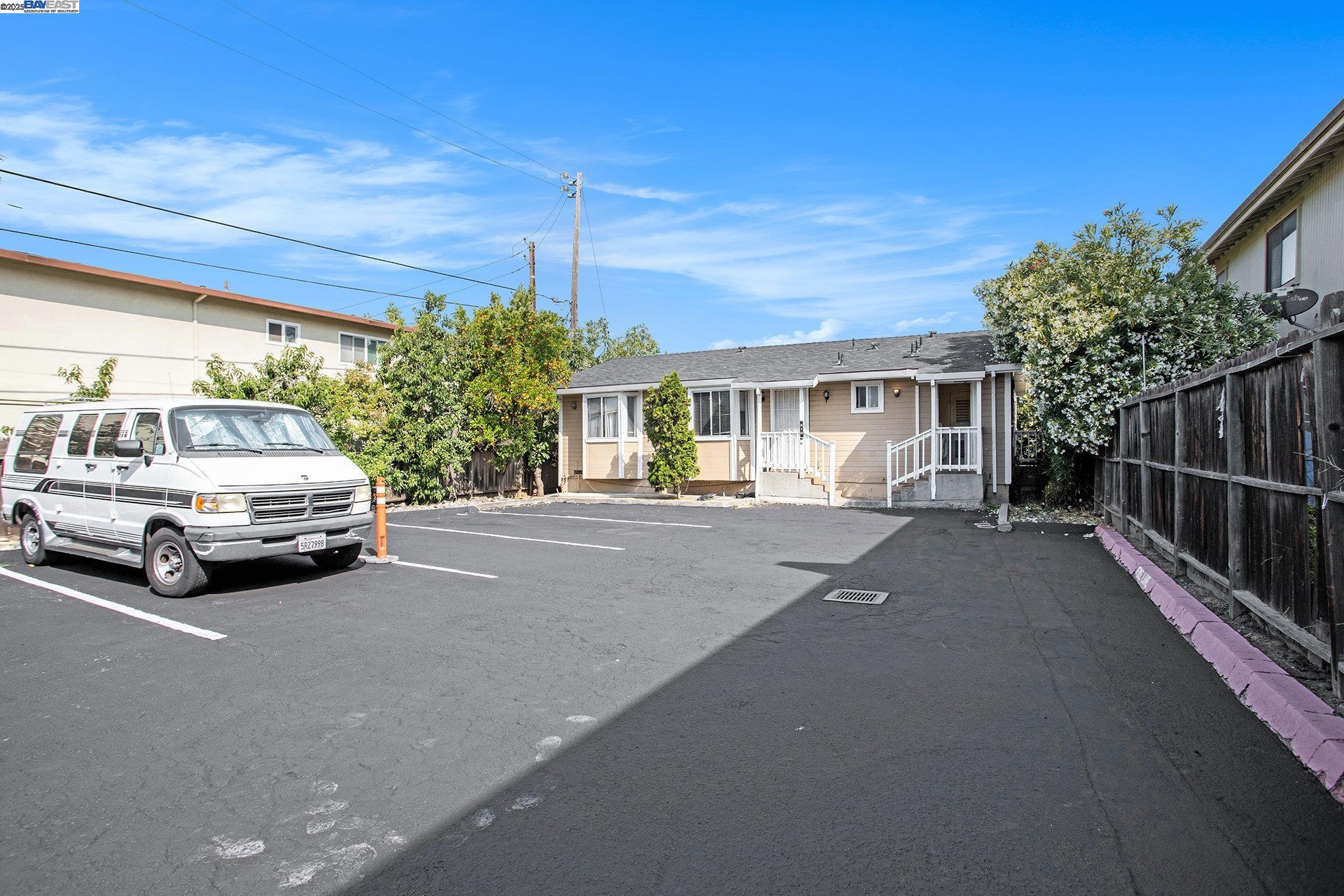 Photo #6: 41105319 Listing 