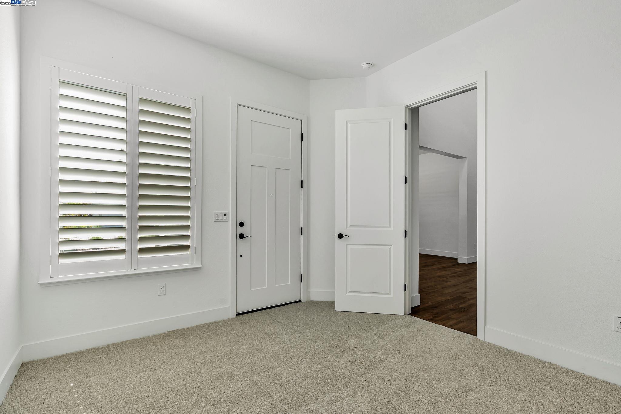 Detail Gallery Image 37 of 60 For 665 River Bend Dr, Lathrop,  CA 95330 - 6 Beds | 6/1 Baths