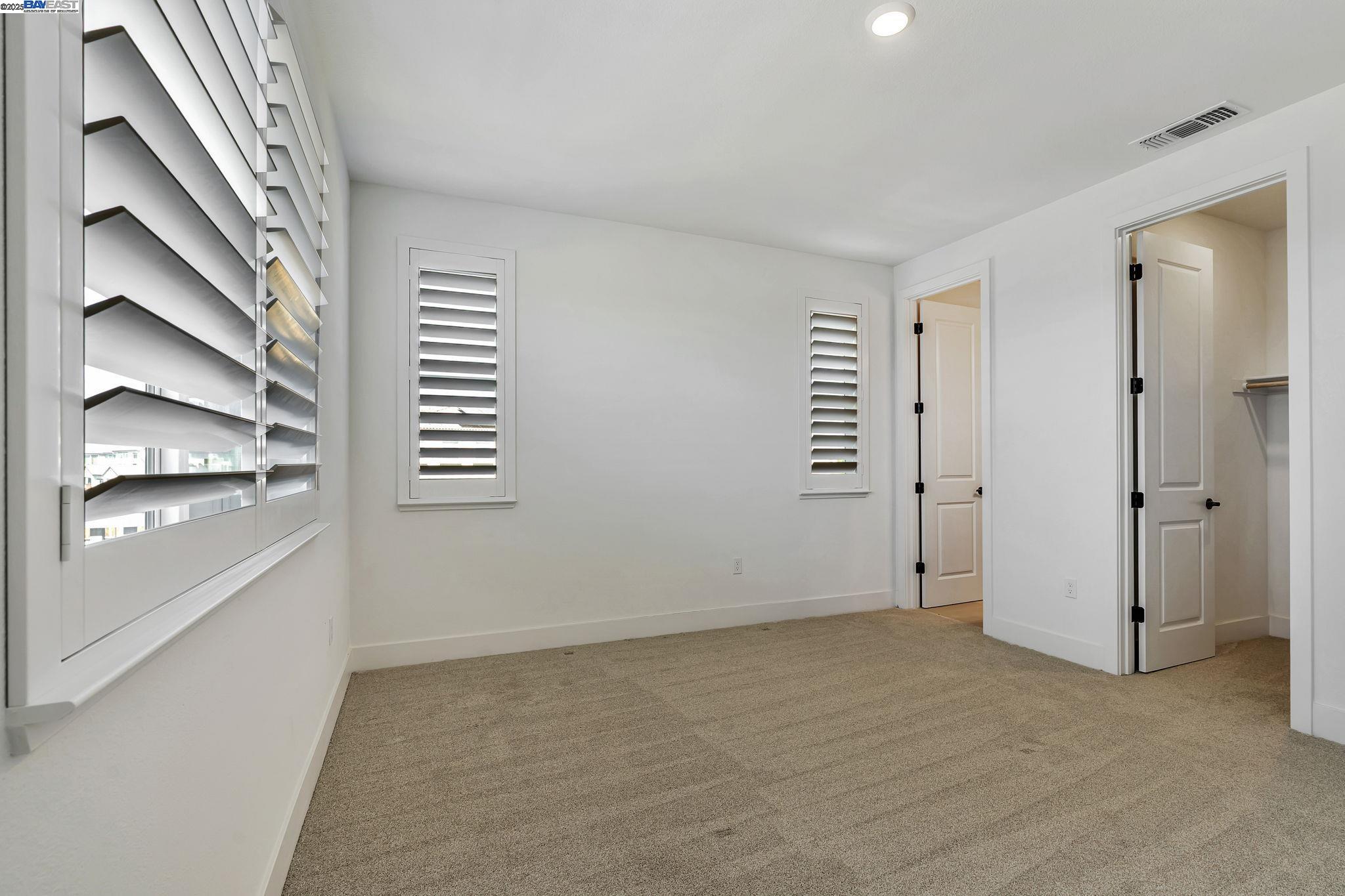 Detail Gallery Image 43 of 60 For 665 River Bend Dr, Lathrop,  CA 95330 - 6 Beds | 6/1 Baths