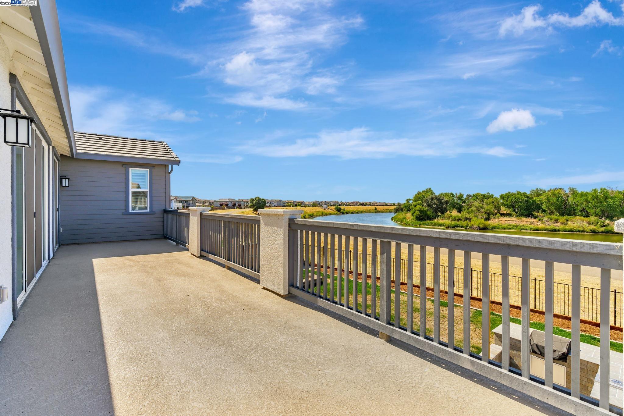 Detail Gallery Image 56 of 60 For 665 River Bend Dr, Lathrop,  CA 95330 - 6 Beds | 6/1 Baths