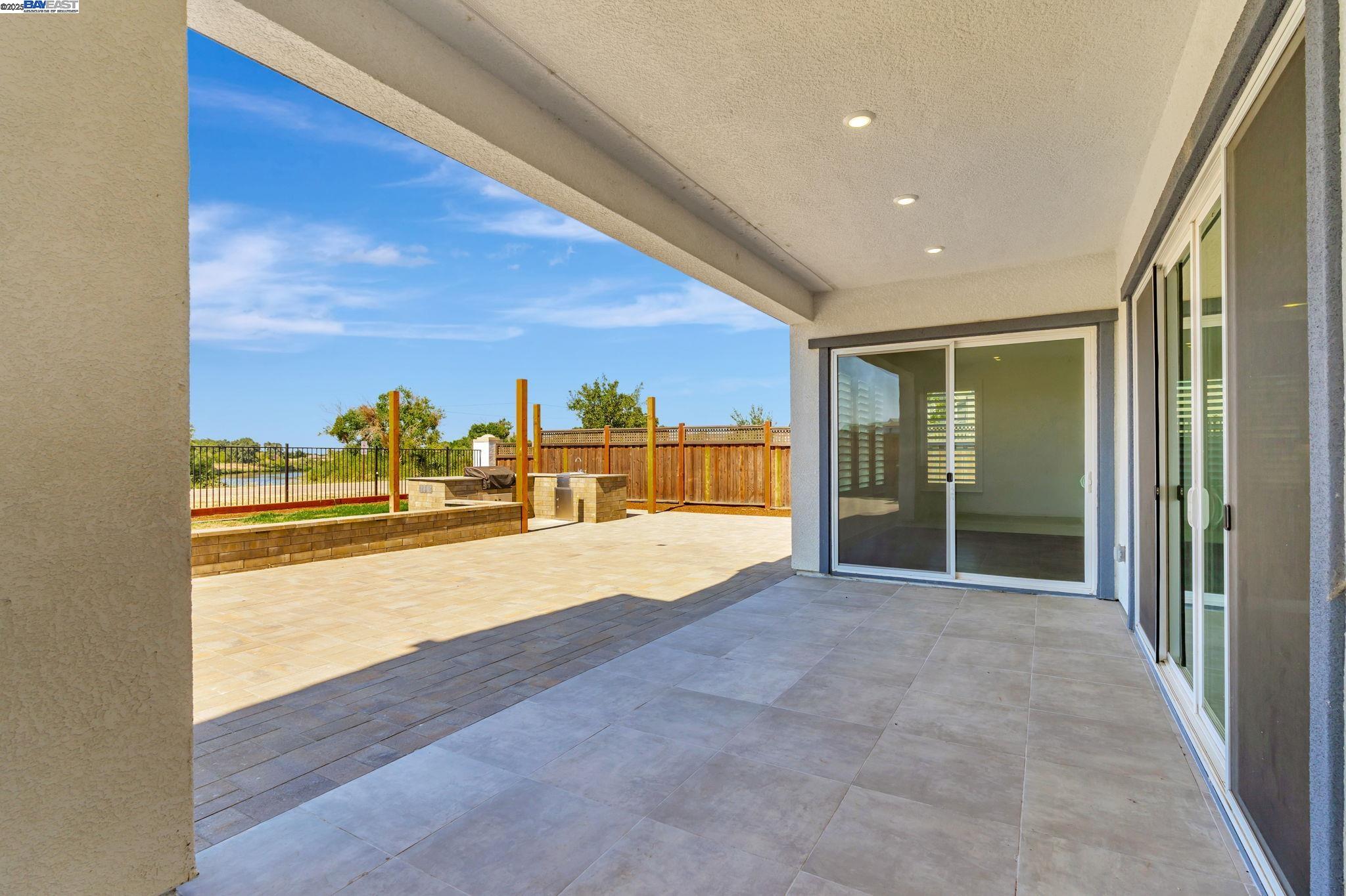 Detail Gallery Image 58 of 60 For 665 River Bend Dr, Lathrop,  CA 95330 - 6 Beds | 6/1 Baths