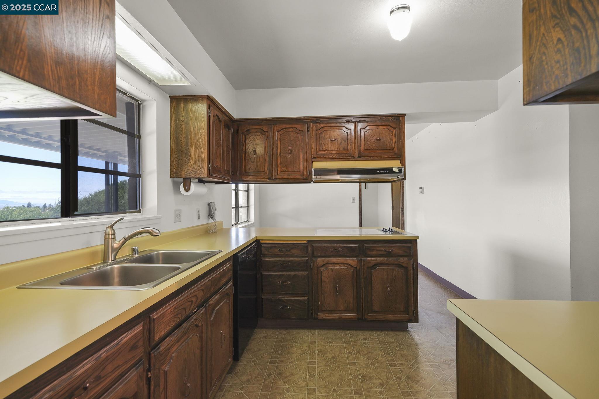 801 Laurel Ct, Rodeo, California 94572, 4 Bedrooms Bedrooms, 9 Rooms Rooms,3 BathroomsBathrooms,Residential,For Sale,801 Laurel Ct,41105326