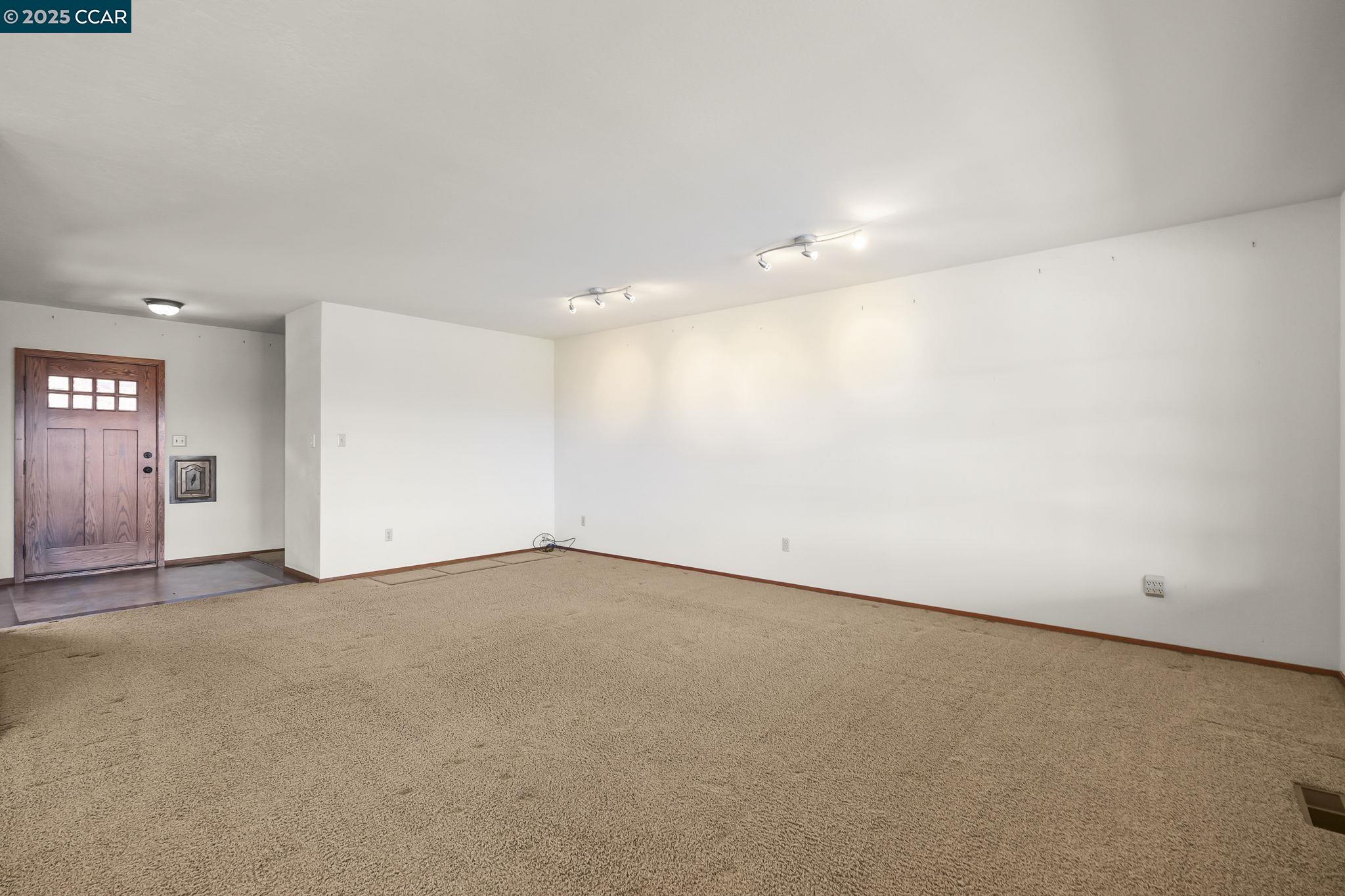 801 Laurel Ct, Rodeo, California 94572, 4 Bedrooms Bedrooms, 9 Rooms Rooms,3 BathroomsBathrooms,Residential,For Sale,801 Laurel Ct,41105326