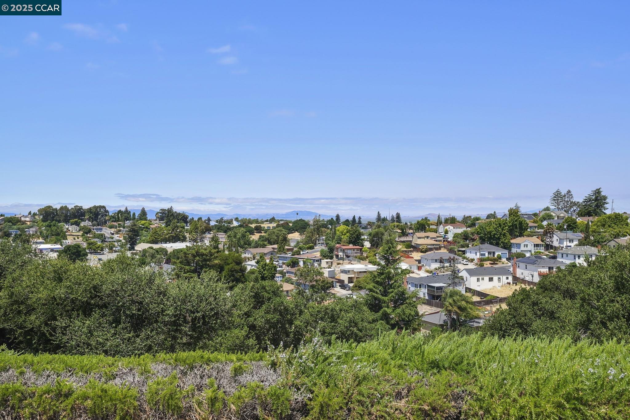 801 Laurel Ct, Rodeo, California 94572, 4 Bedrooms Bedrooms, 9 Rooms Rooms,3 BathroomsBathrooms,Residential,For Sale,801 Laurel Ct,41105326