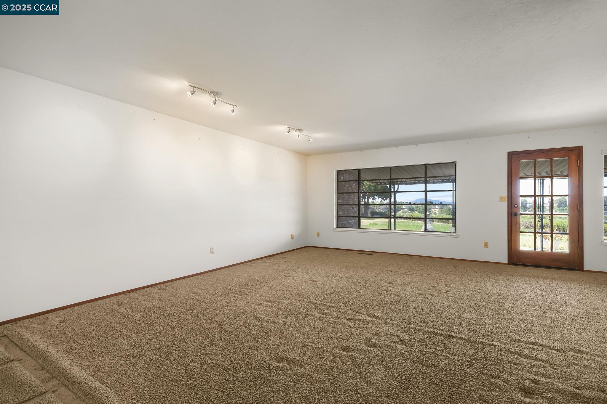 801 Laurel Ct, Rodeo, California 94572, 4 Bedrooms Bedrooms, 9 Rooms Rooms,3 BathroomsBathrooms,Residential,For Sale,801 Laurel Ct,41105326