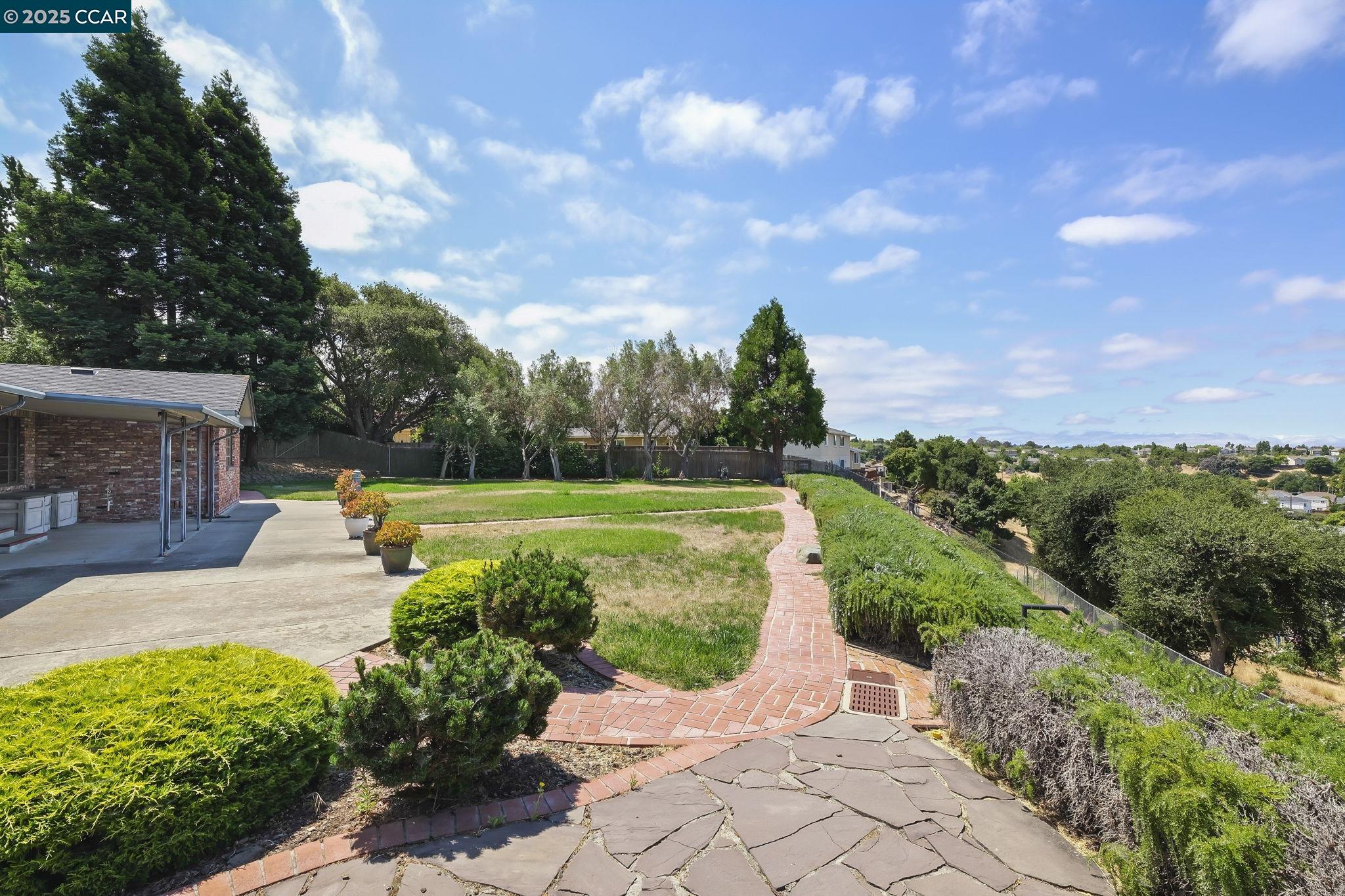 801 Laurel Ct, Rodeo, California 94572, 4 Bedrooms Bedrooms, 9 Rooms Rooms,3 BathroomsBathrooms,Residential,For Sale,801 Laurel Ct,41105326