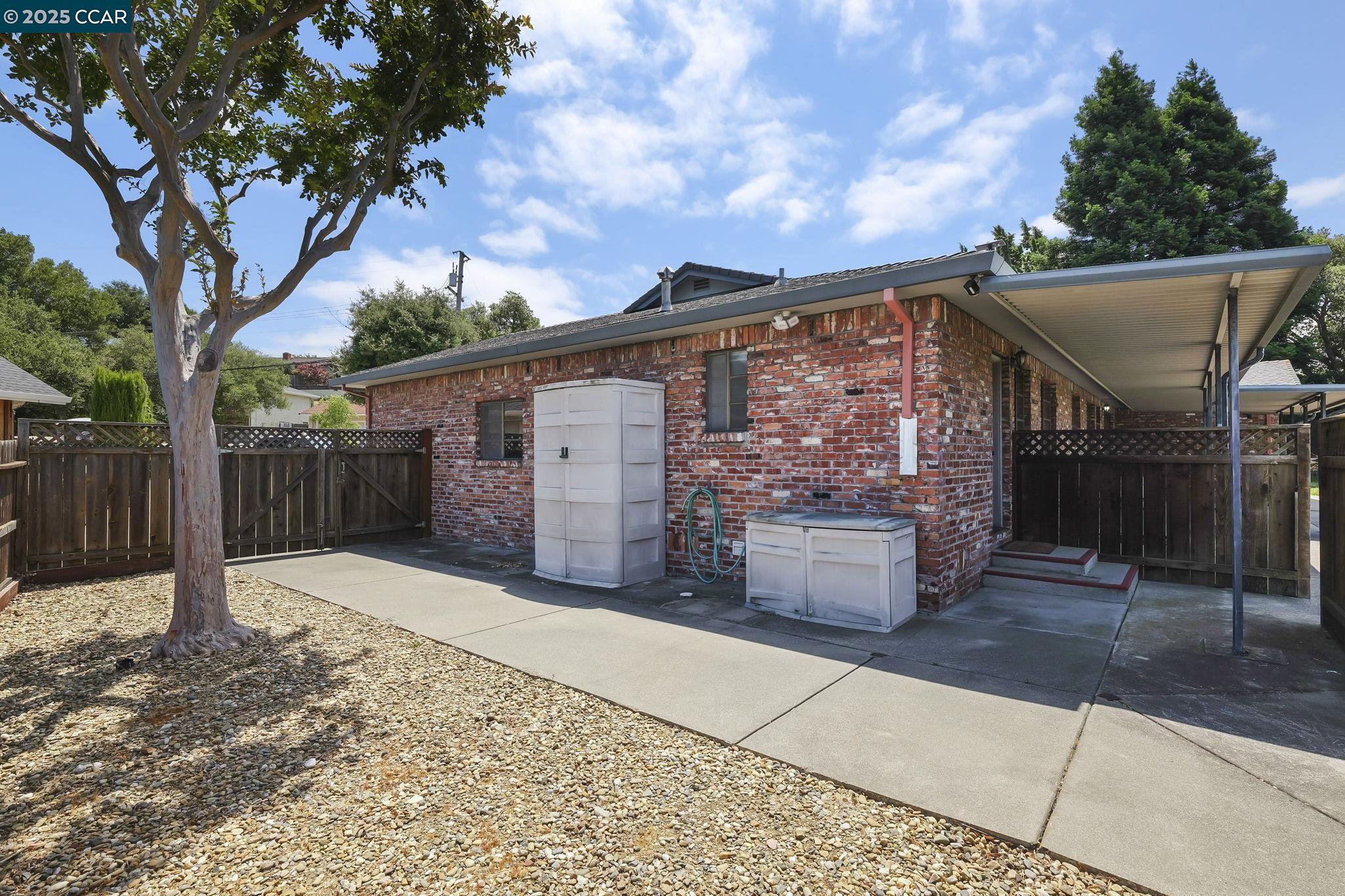 801 Laurel Ct, Rodeo, California 94572, 4 Bedrooms Bedrooms, 9 Rooms Rooms,3 BathroomsBathrooms,Residential,For Sale,801 Laurel Ct,41105326
