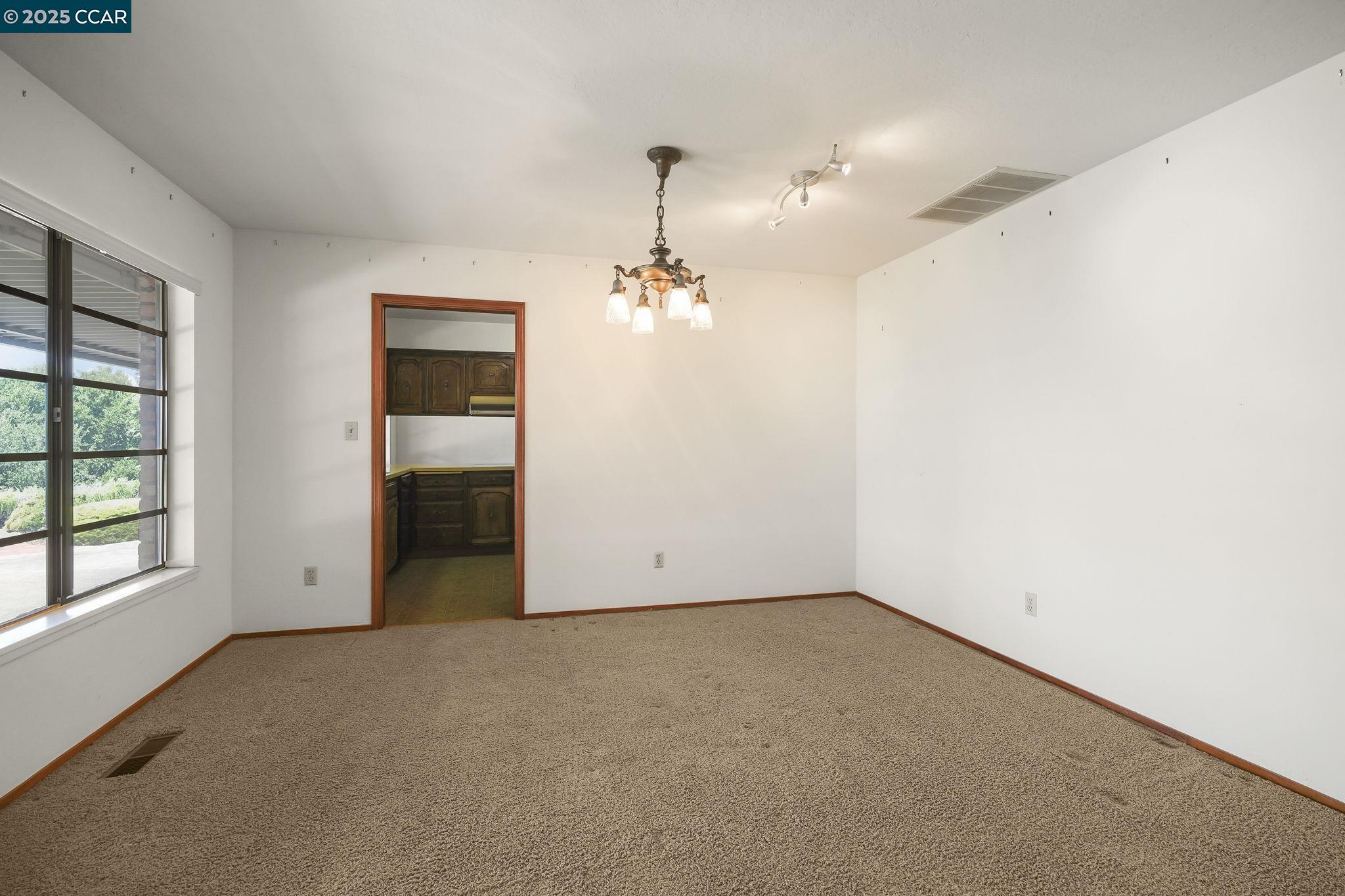 801 Laurel Ct, Rodeo, California 94572, 4 Bedrooms Bedrooms, 9 Rooms Rooms,3 BathroomsBathrooms,Residential,For Sale,801 Laurel Ct,41105326