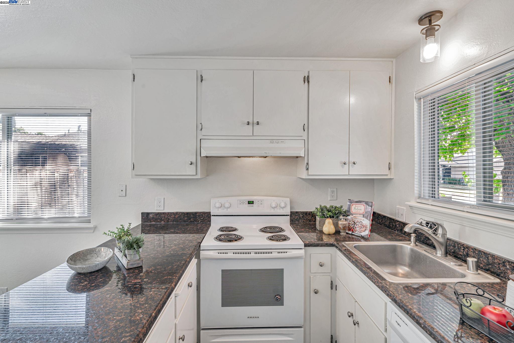 8629 Beverly Lane, Dublin, California 94568, ,Residential Income,For Sale,8629 Beverly Lane,41105328