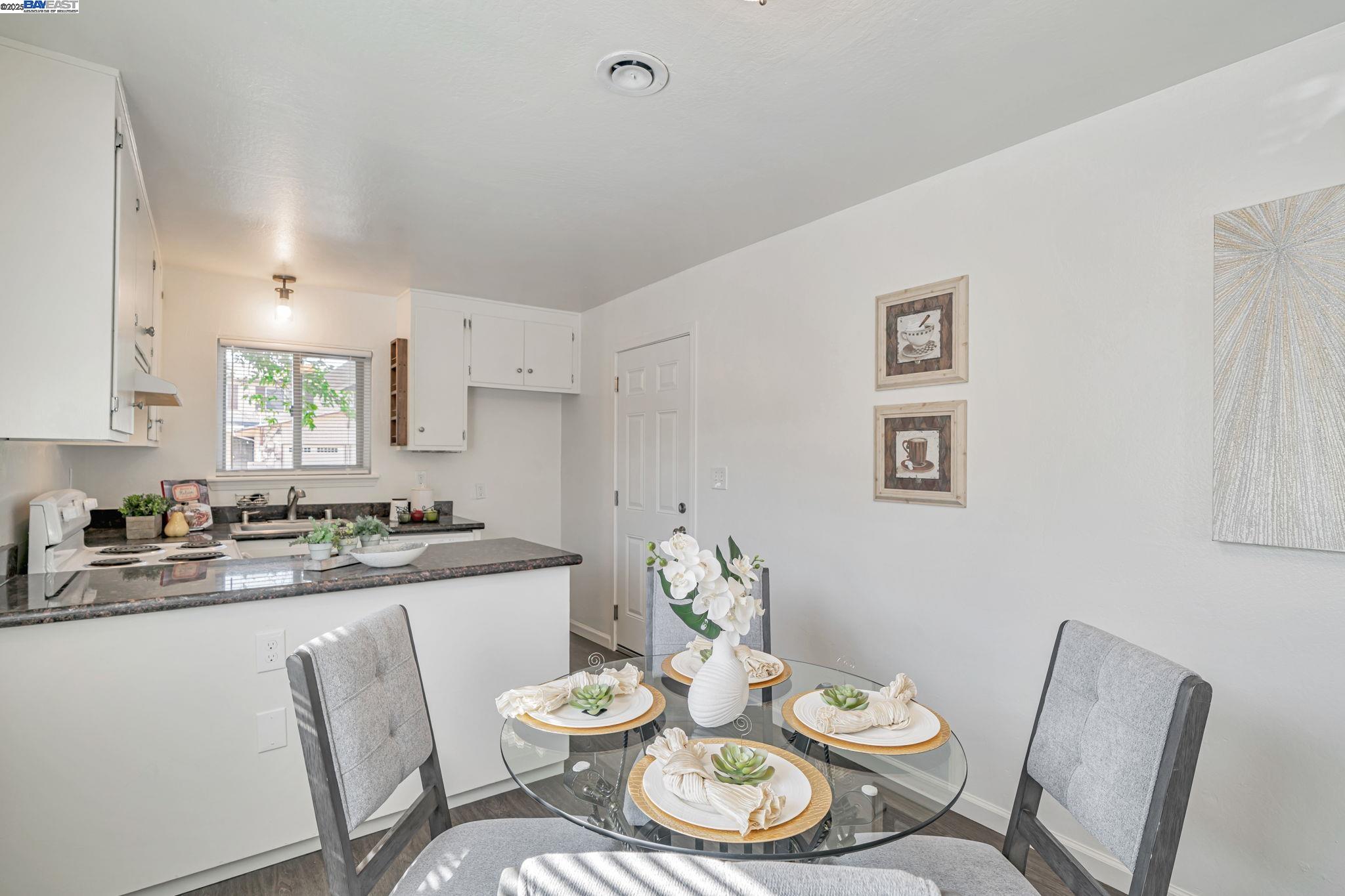 8629 Beverly Lane, Dublin, California 94568, ,Residential Income,For Sale,8629 Beverly Lane,41105328