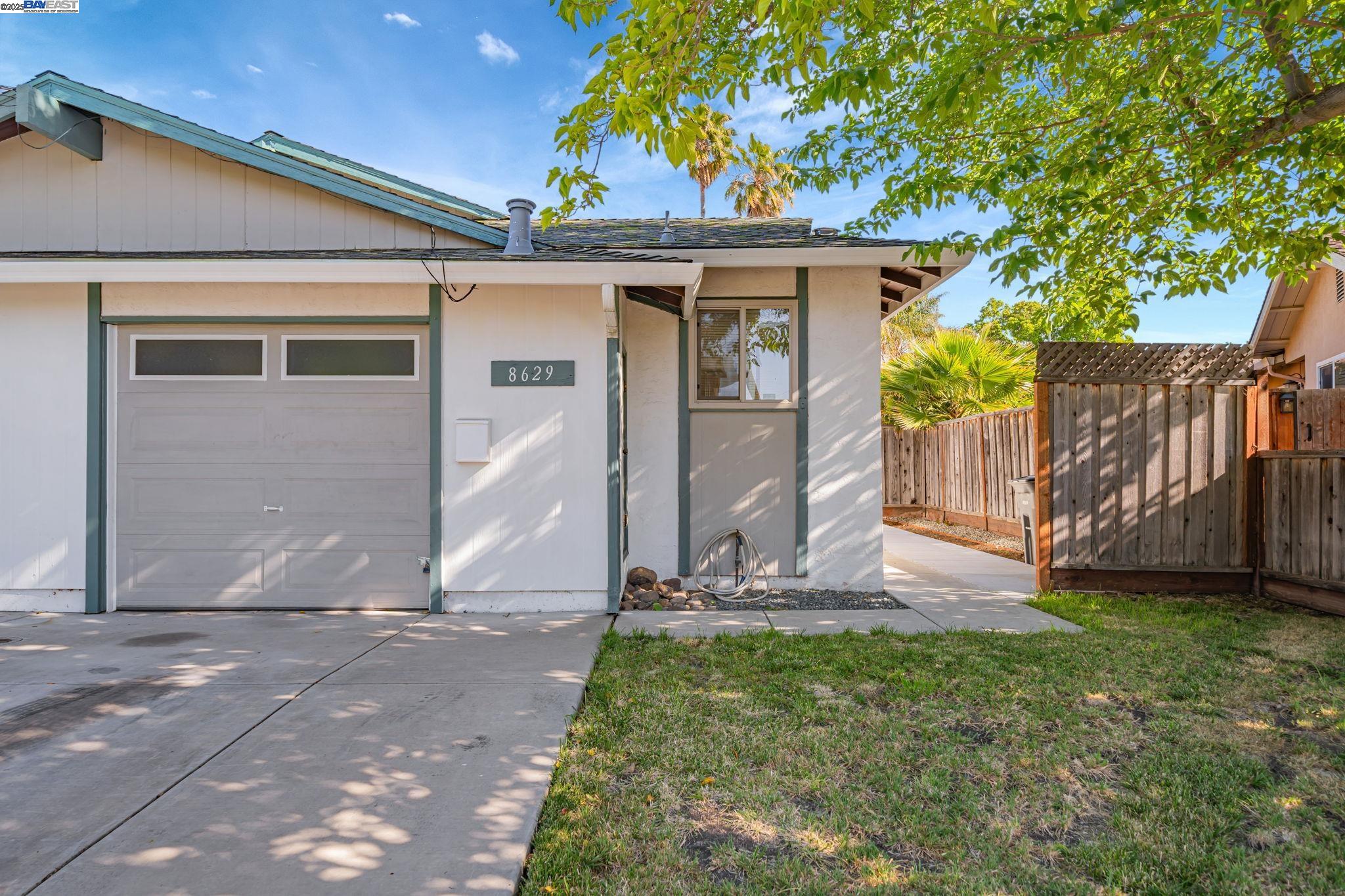 8629 Beverly Lane, Dublin, California 94568, ,Residential Income,For Sale,8629 Beverly Lane,41105328