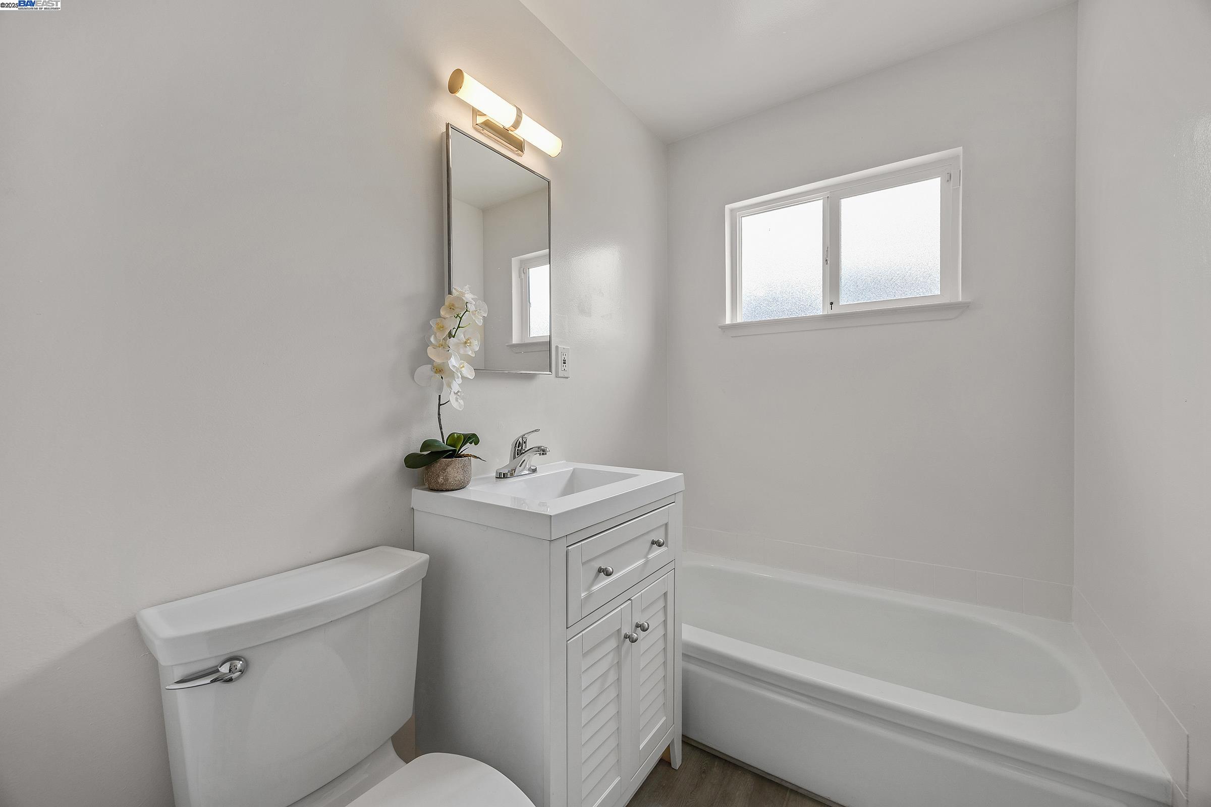 2973 Groom Dr, Richmond, California 94806, 3 Bedrooms Bedrooms, 6 Rooms Rooms,2 BathroomsBathrooms,Residential,For Sale,2973 Groom Dr,41105329