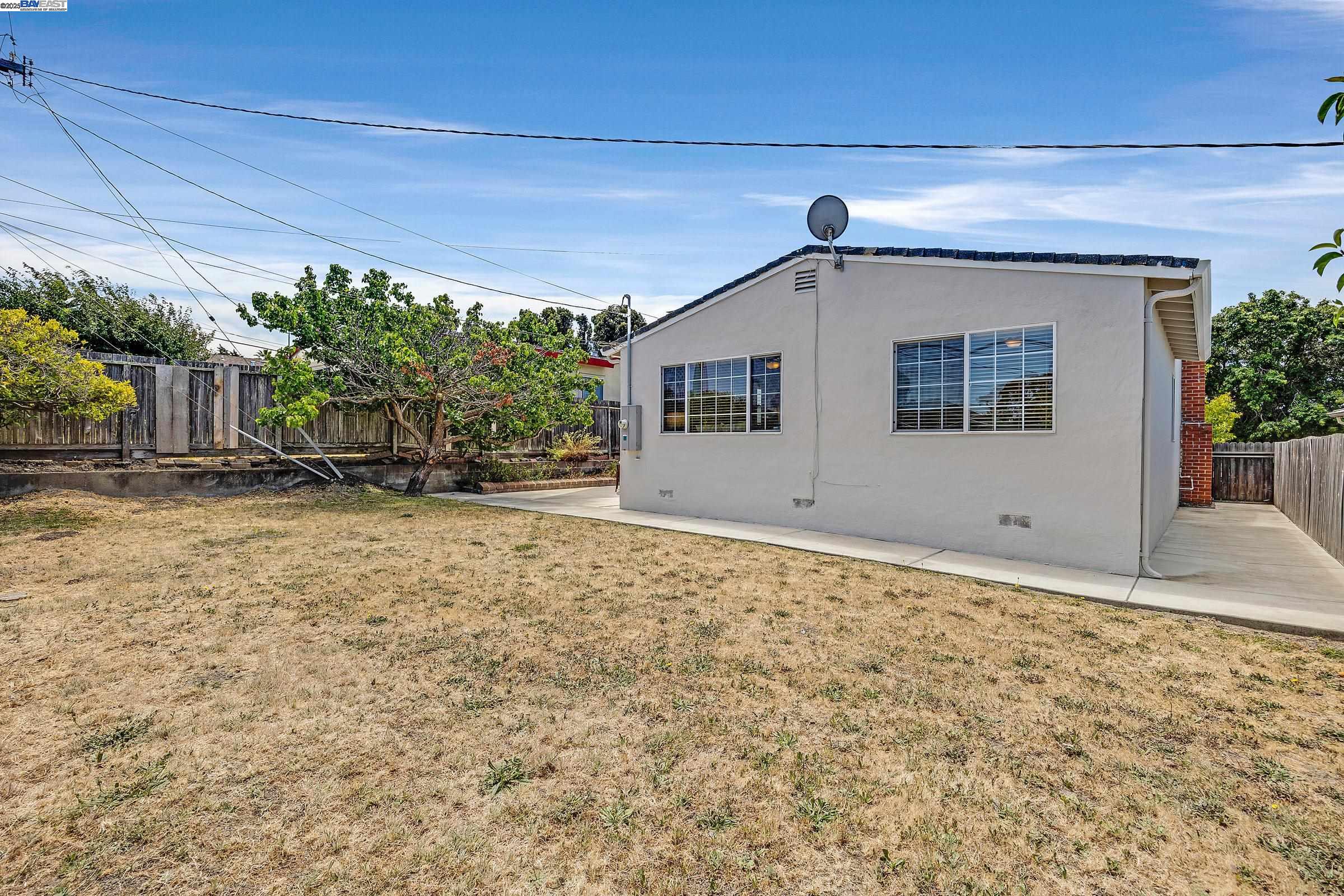 2973 Groom Dr, Richmond, California 94806, 3 Bedrooms Bedrooms, 6 Rooms Rooms,2 BathroomsBathrooms,Residential,For Sale,2973 Groom Dr,41105329