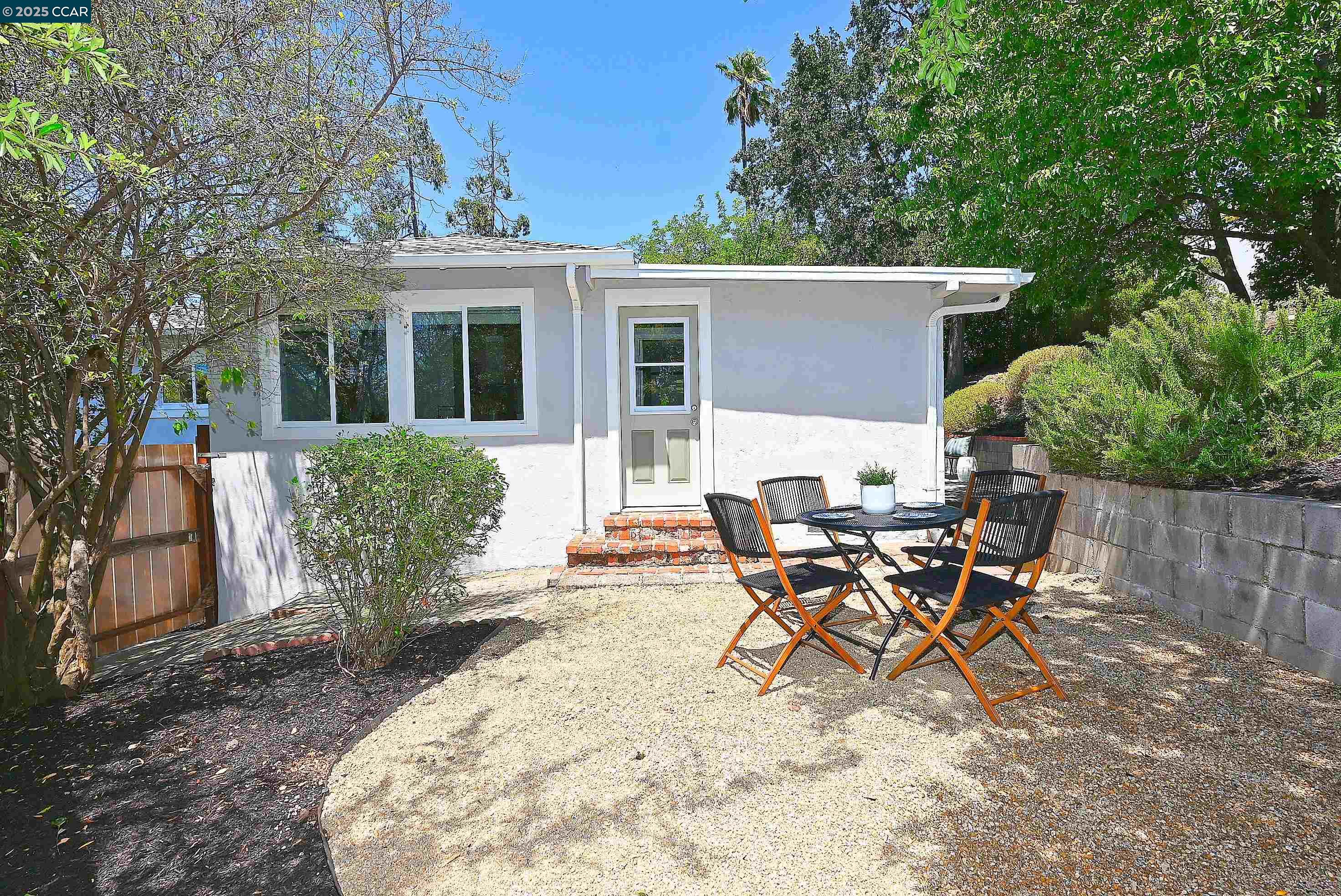 10 Westminster Place, Lafayette, California 94549, 4 Bedrooms Bedrooms, 8 Rooms Rooms,2 BathroomsBathrooms,Residential,For Sale,10 Westminster Place,41105333