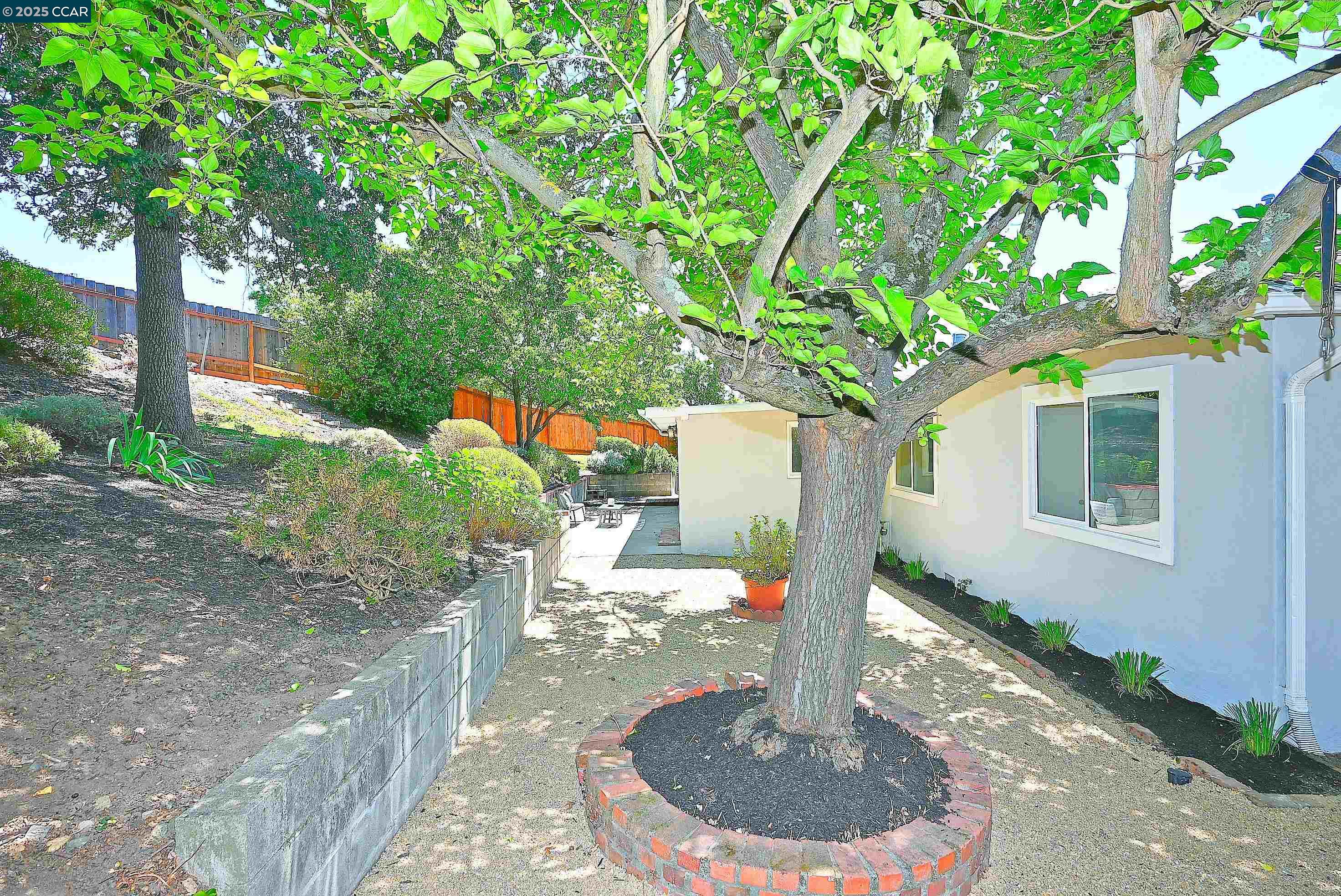 10 Westminster Place, Lafayette, California 94549, 4 Bedrooms Bedrooms, 8 Rooms Rooms,2 BathroomsBathrooms,Residential,For Sale,10 Westminster Place,41105333