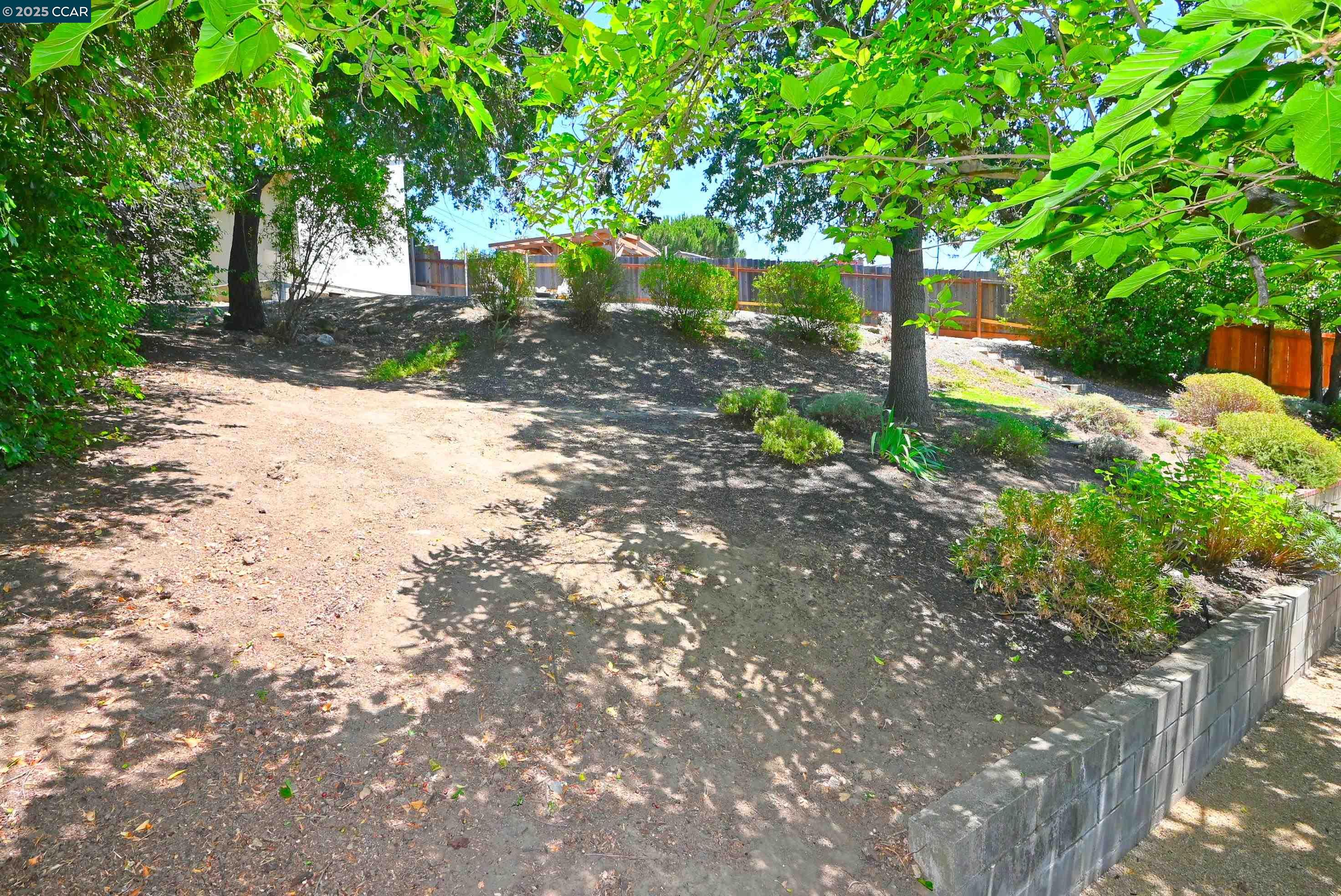 10 Westminster Place, Lafayette, California 94549, 4 Bedrooms Bedrooms, 8 Rooms Rooms,2 BathroomsBathrooms,Residential,For Sale,10 Westminster Place,41105333