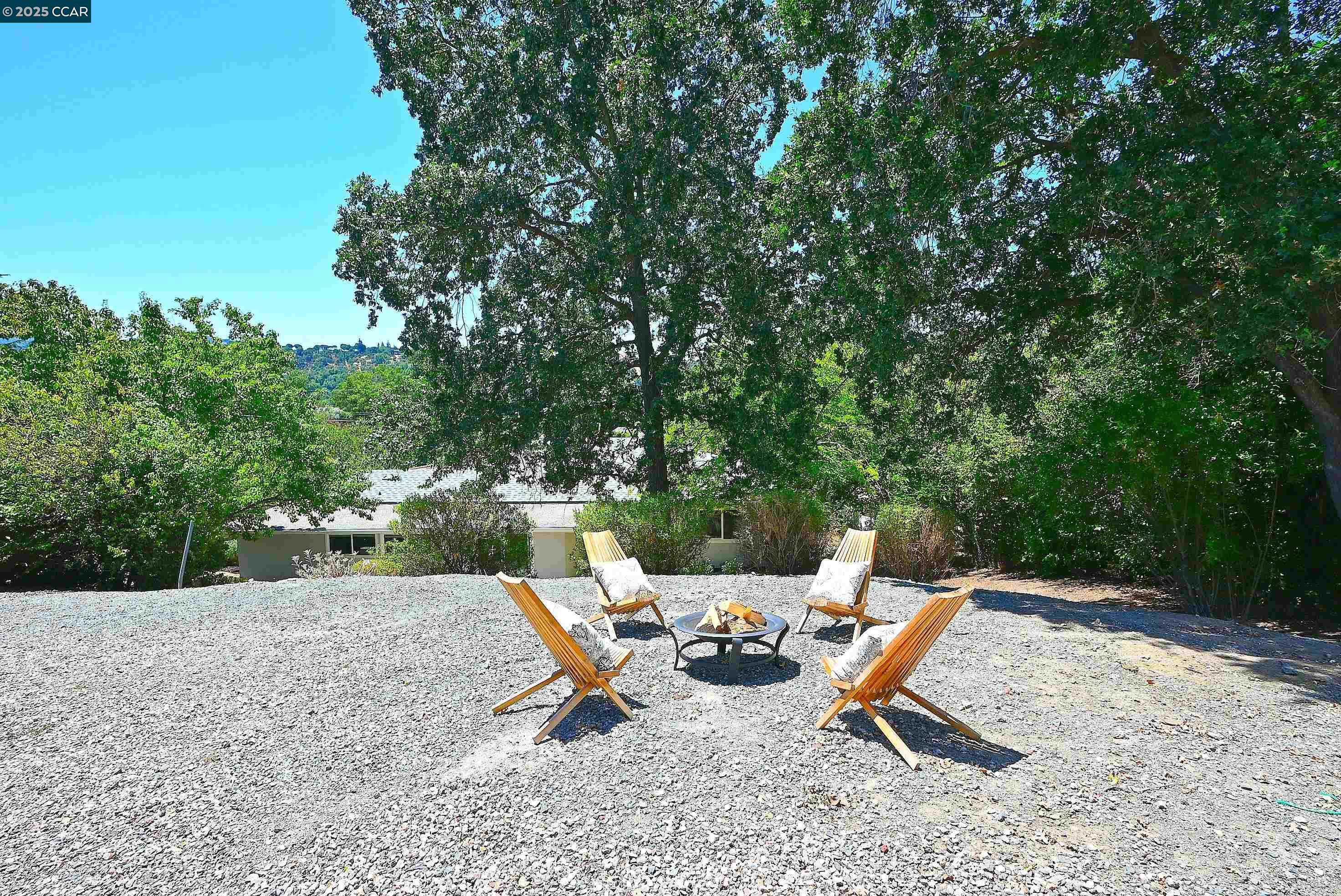 10 Westminster Place, Lafayette, California 94549, 4 Bedrooms Bedrooms, 8 Rooms Rooms,2 BathroomsBathrooms,Residential,For Sale,10 Westminster Place,41105333
