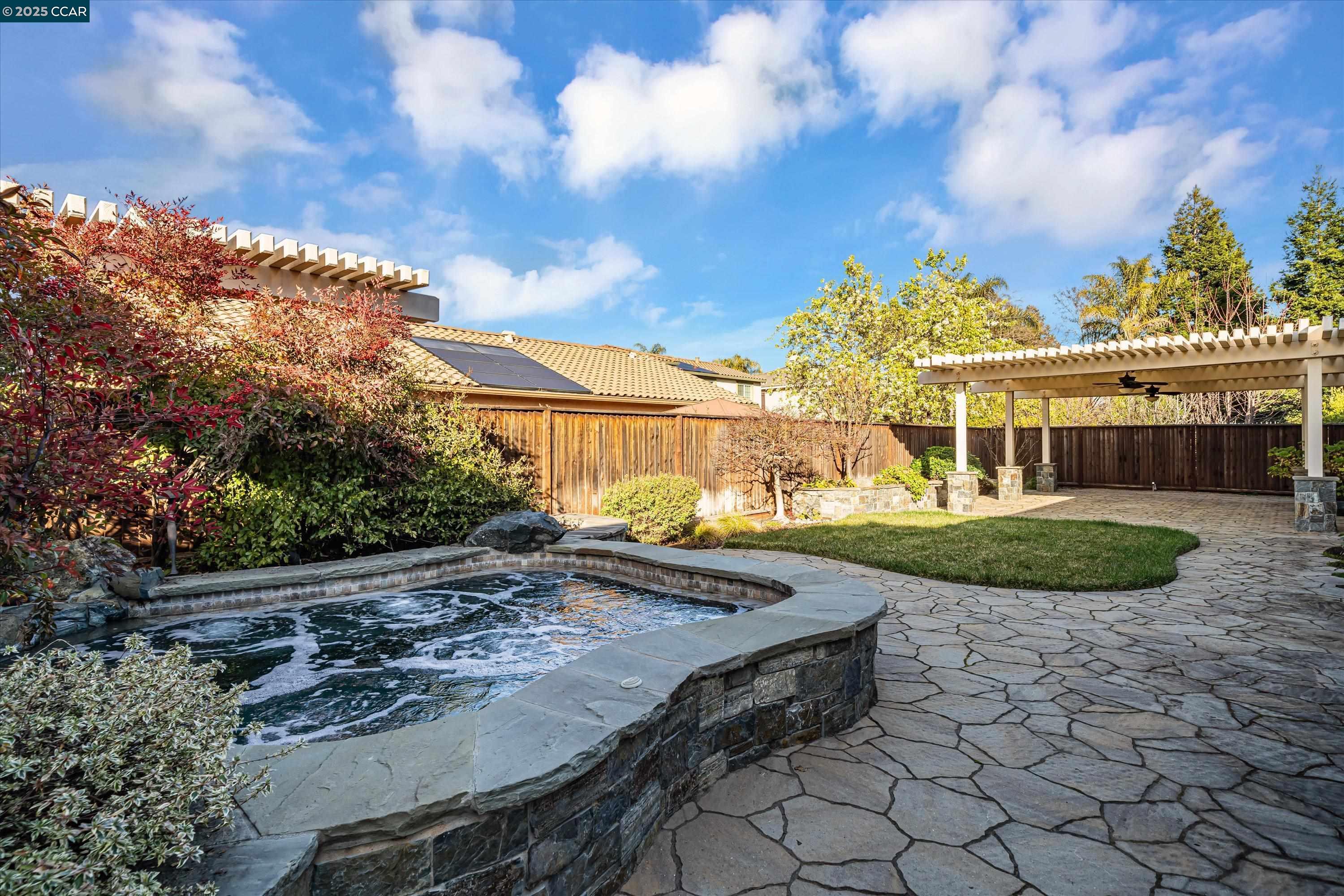 Detail Gallery Image 27 of 39 For 6432 Laurel Creek Pl, Livermore,  CA 94551 - 4 Beds | 3 Baths